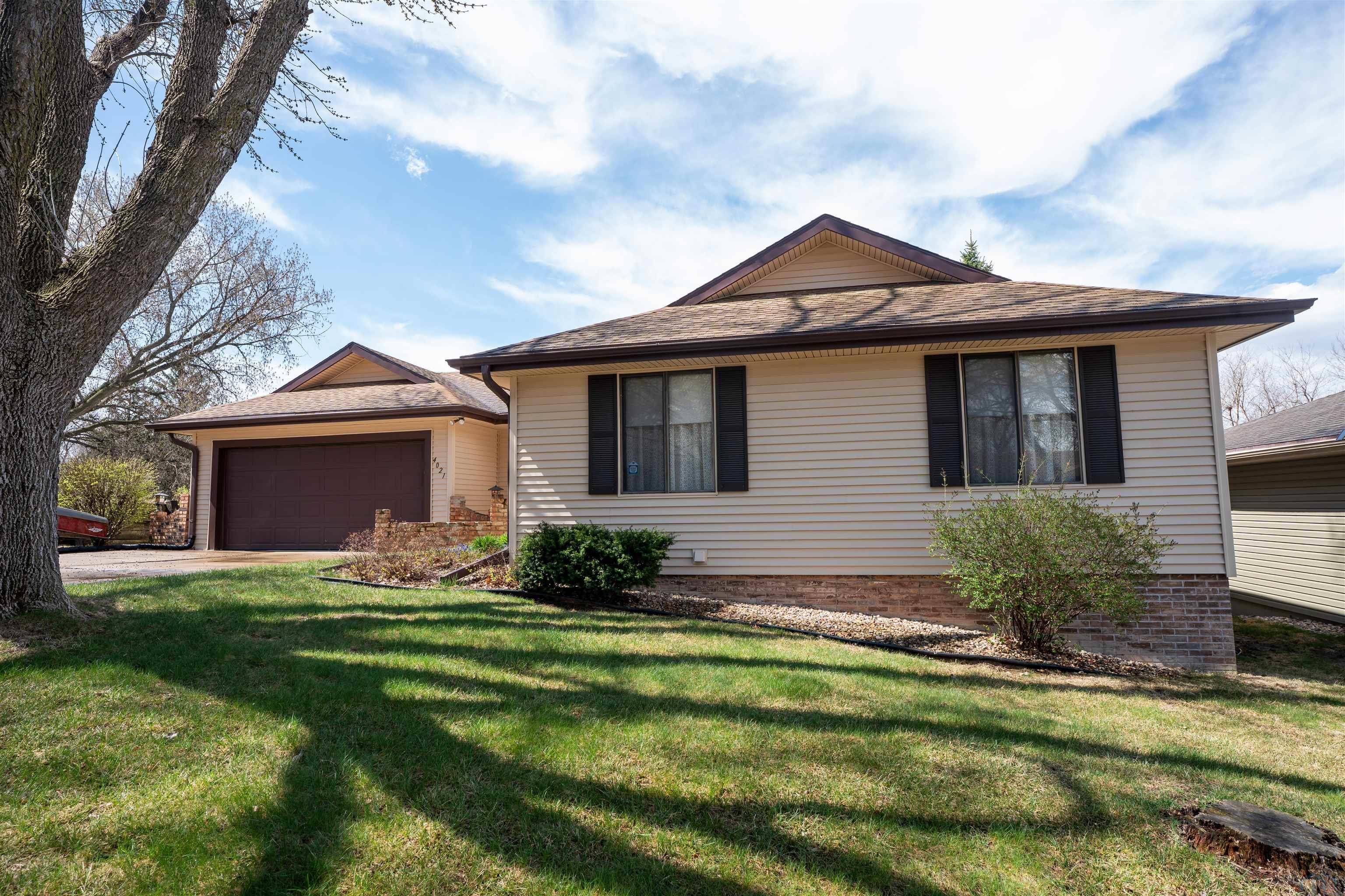 4021 TETON TRACE, Sioux City, IA 51104 