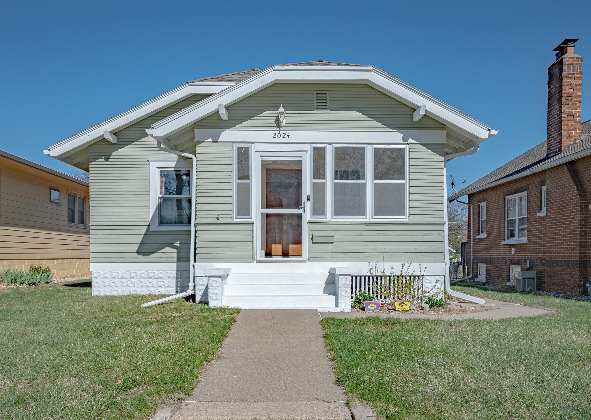 2024 S Lemon St, Sioux City, IA 51106 