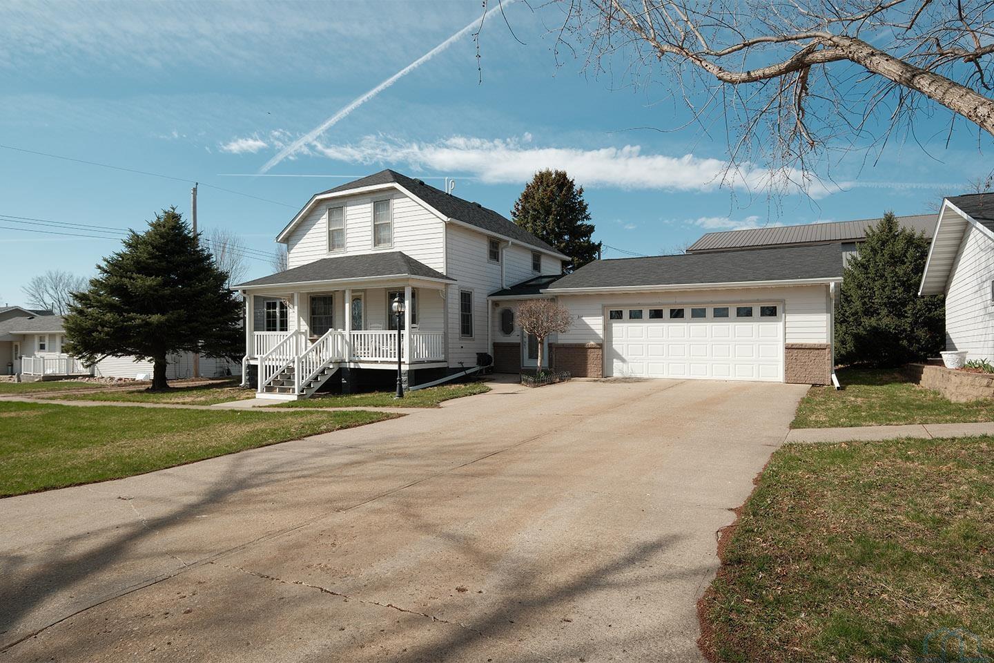 314 2nd Street						  						 , Maurice						 , IA						  51036						  