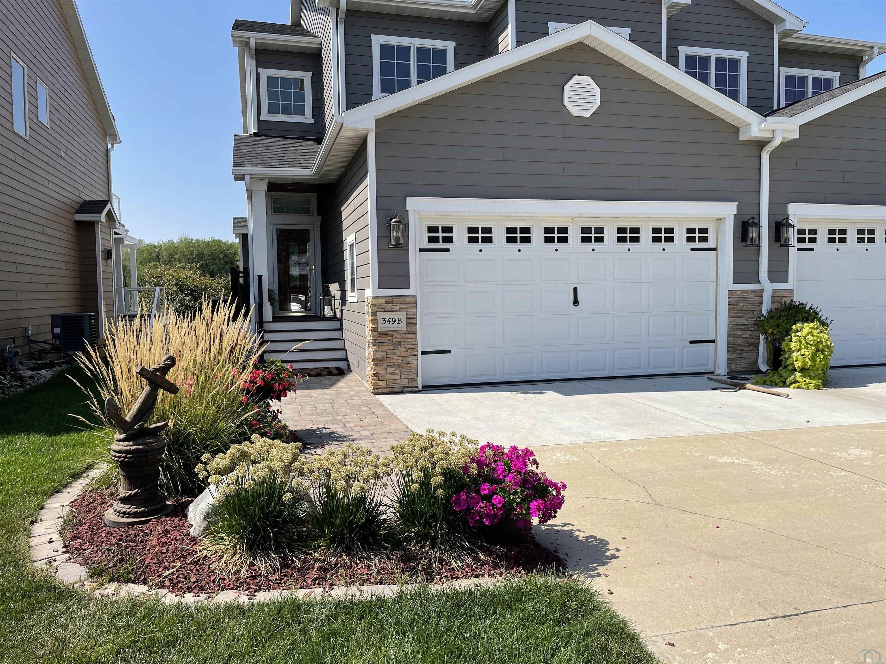 349 B Lakeshore Dr., McCook Lake, SD 57049 