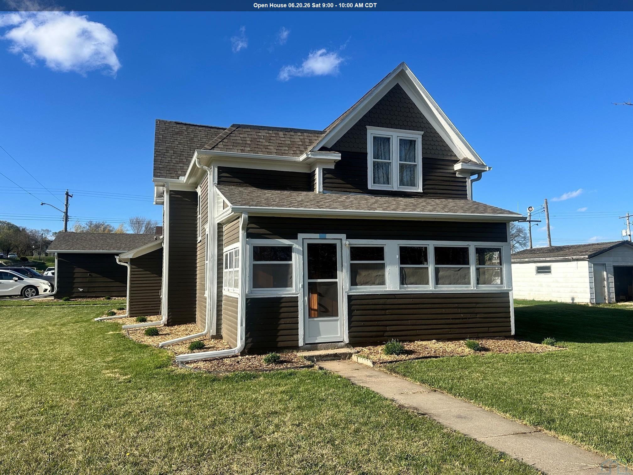 509 Broadway ST, Newcastle, NE 68757 
