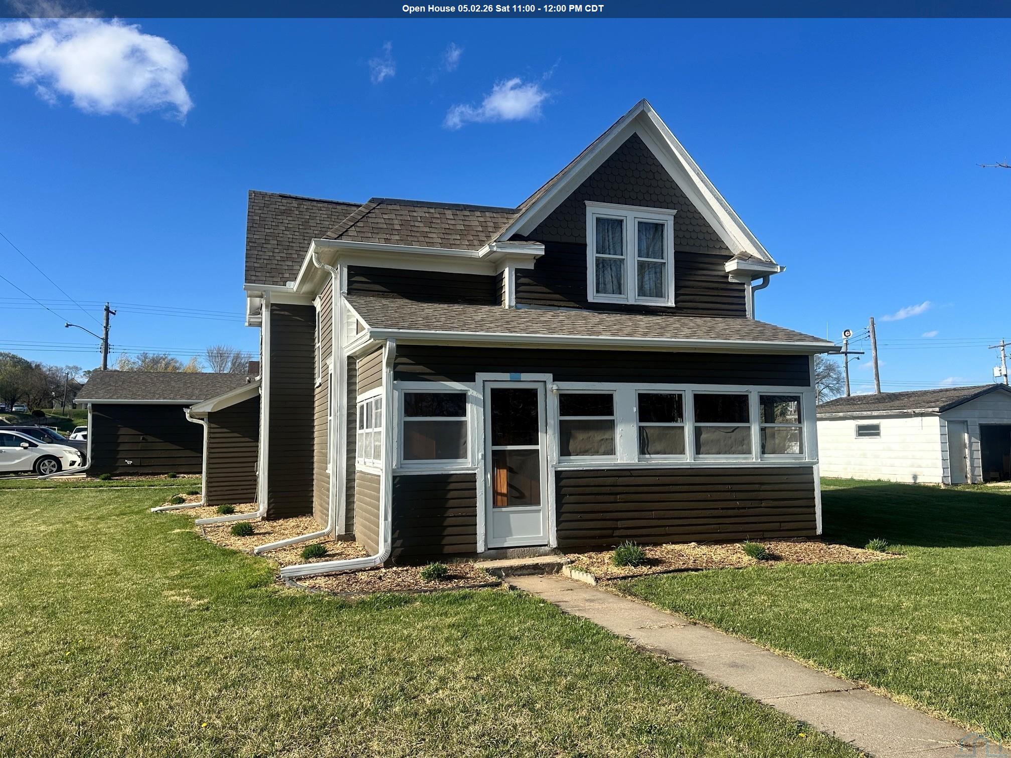 509 Broadway ST, Newcastle, NE 68757 