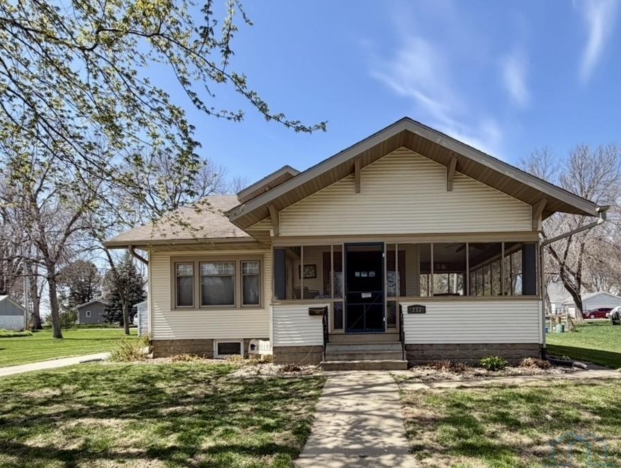 233 S. 2nd St, Sioux City, IA 51039 