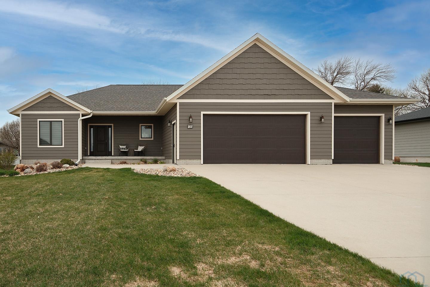 935 8th Avenue SE						  						 , Sioux Center						 , IA						  51250						  