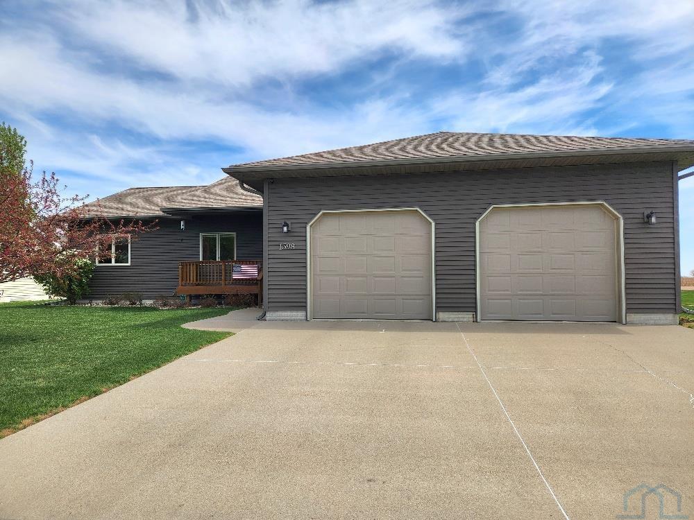 1598 Brandon Dr., Vermillion, SD 57069 