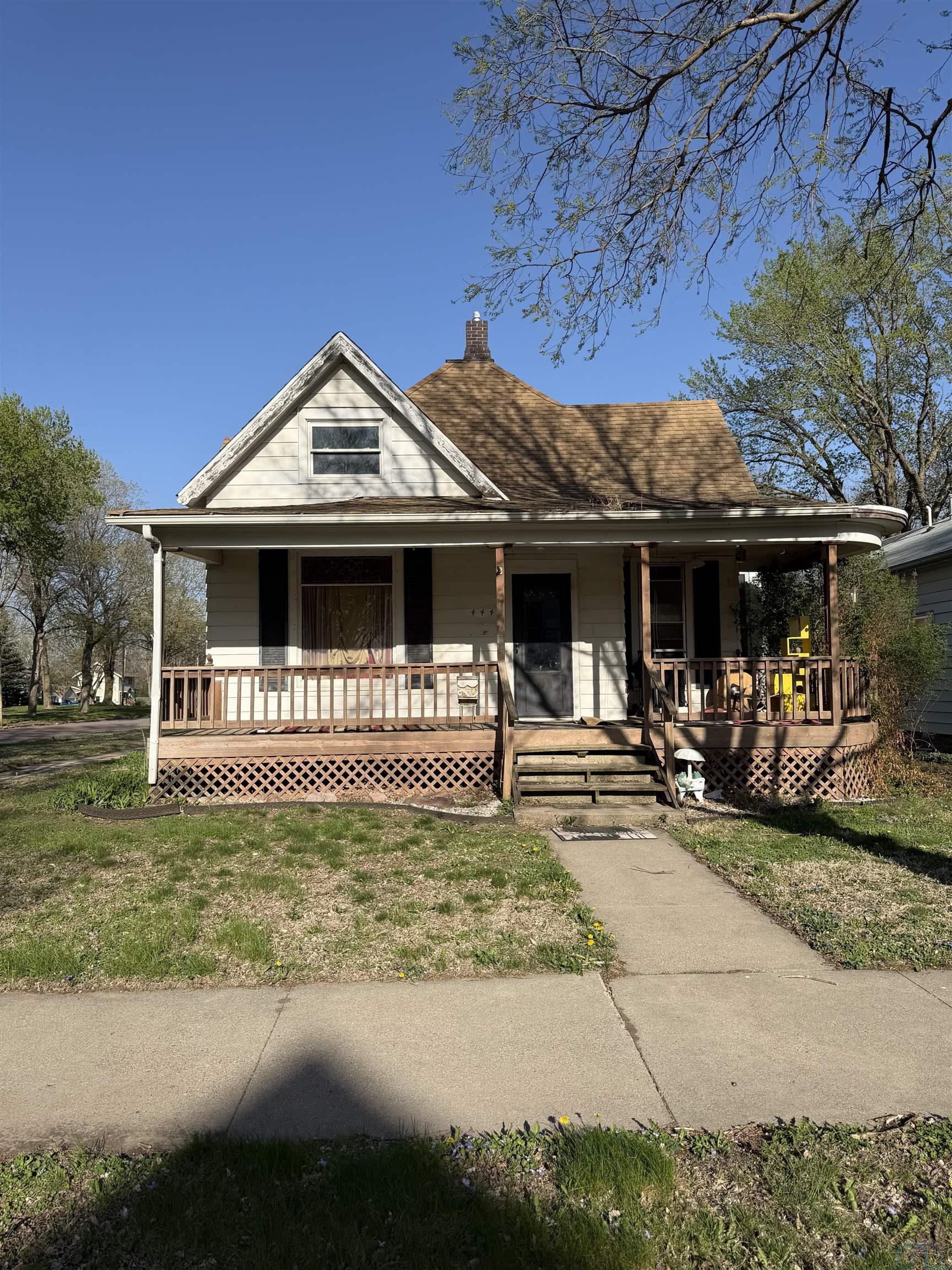 444 Sherman Ave, Cherokee, IA 51012 