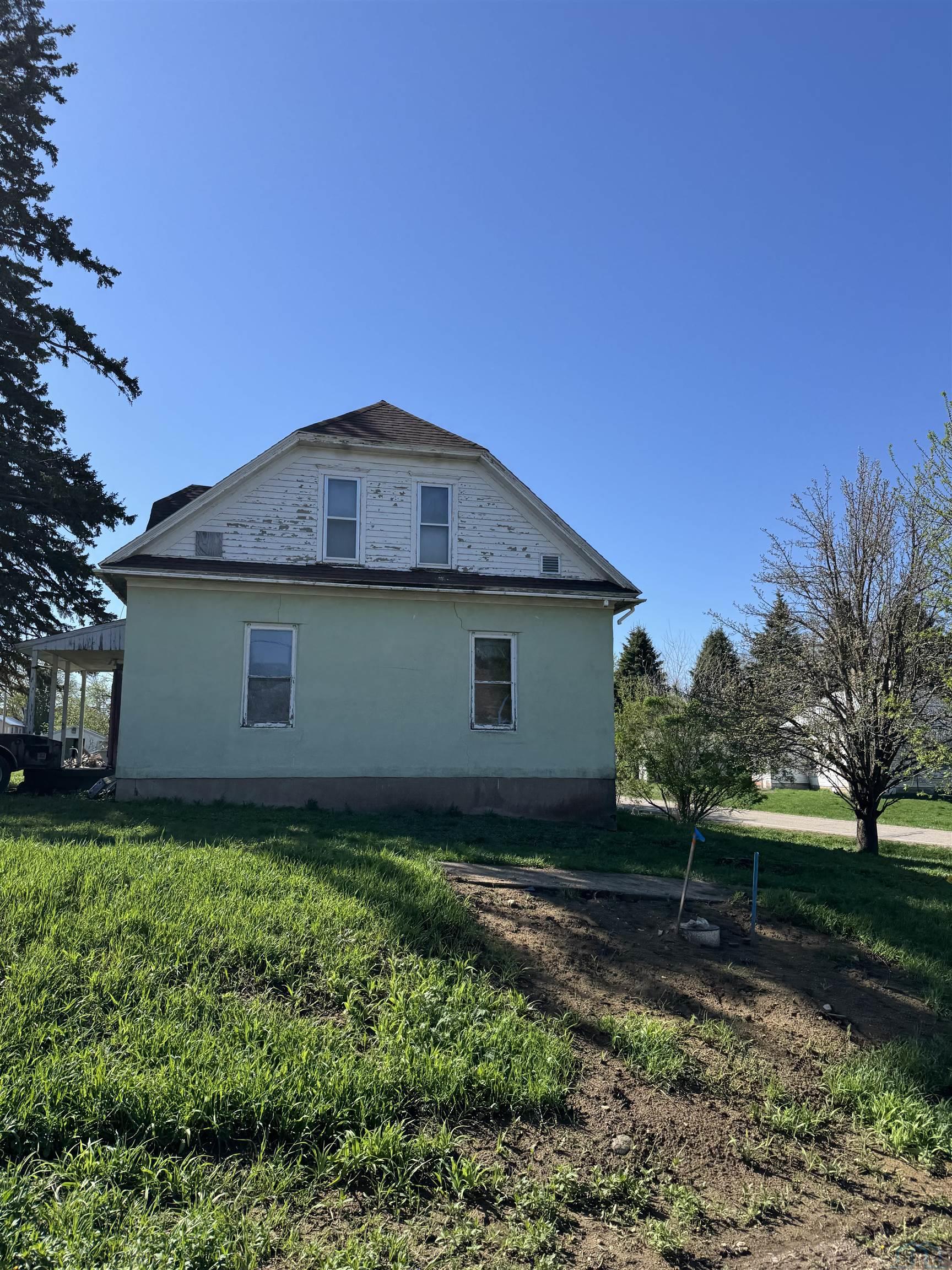 MLS #832684
