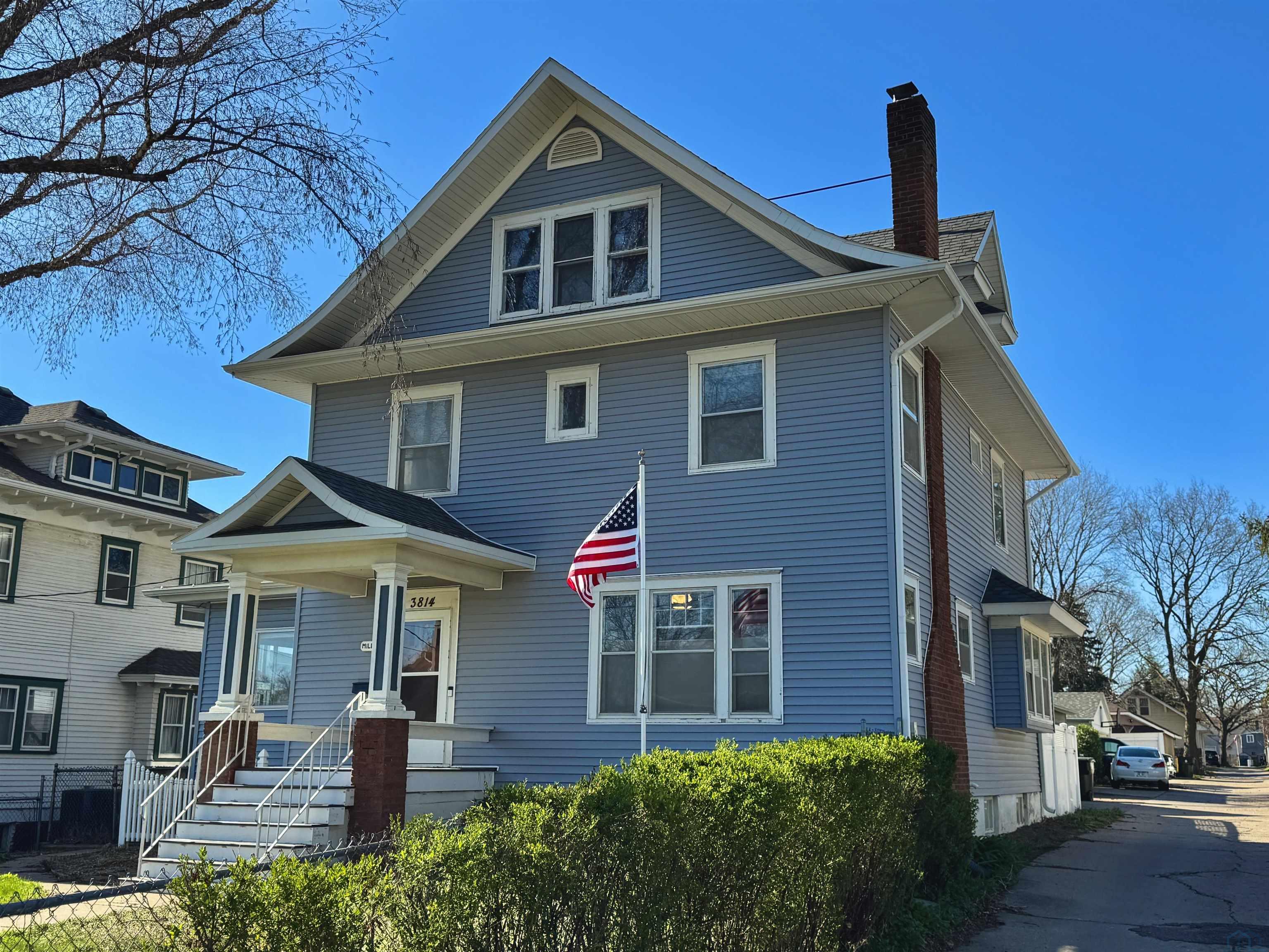 3814 Ridge Ave, Sioux City, IA 51106 
