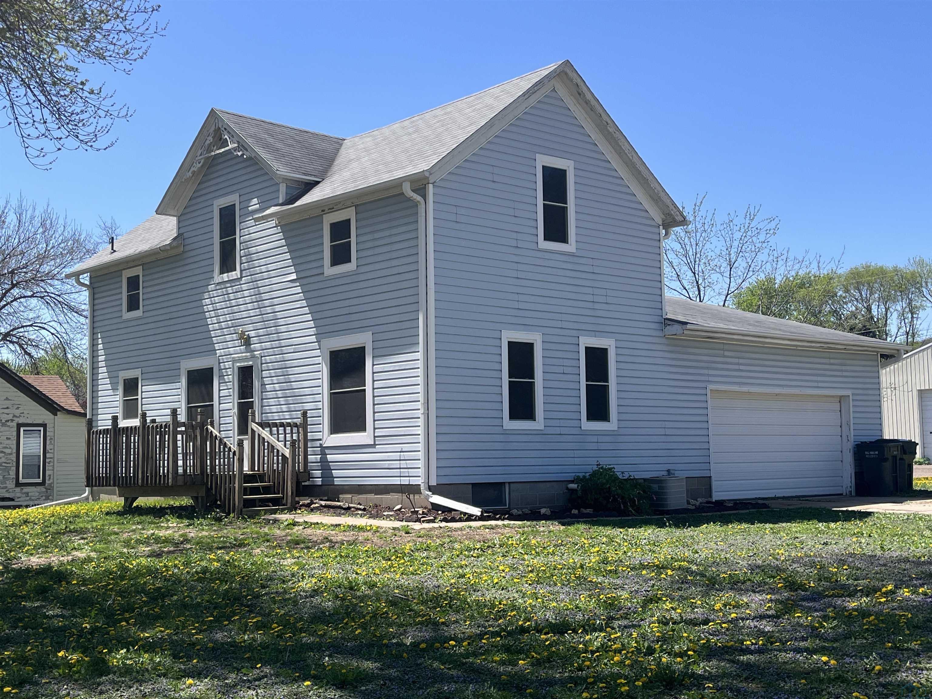 213 2nd Street, Homer, NE 68030 