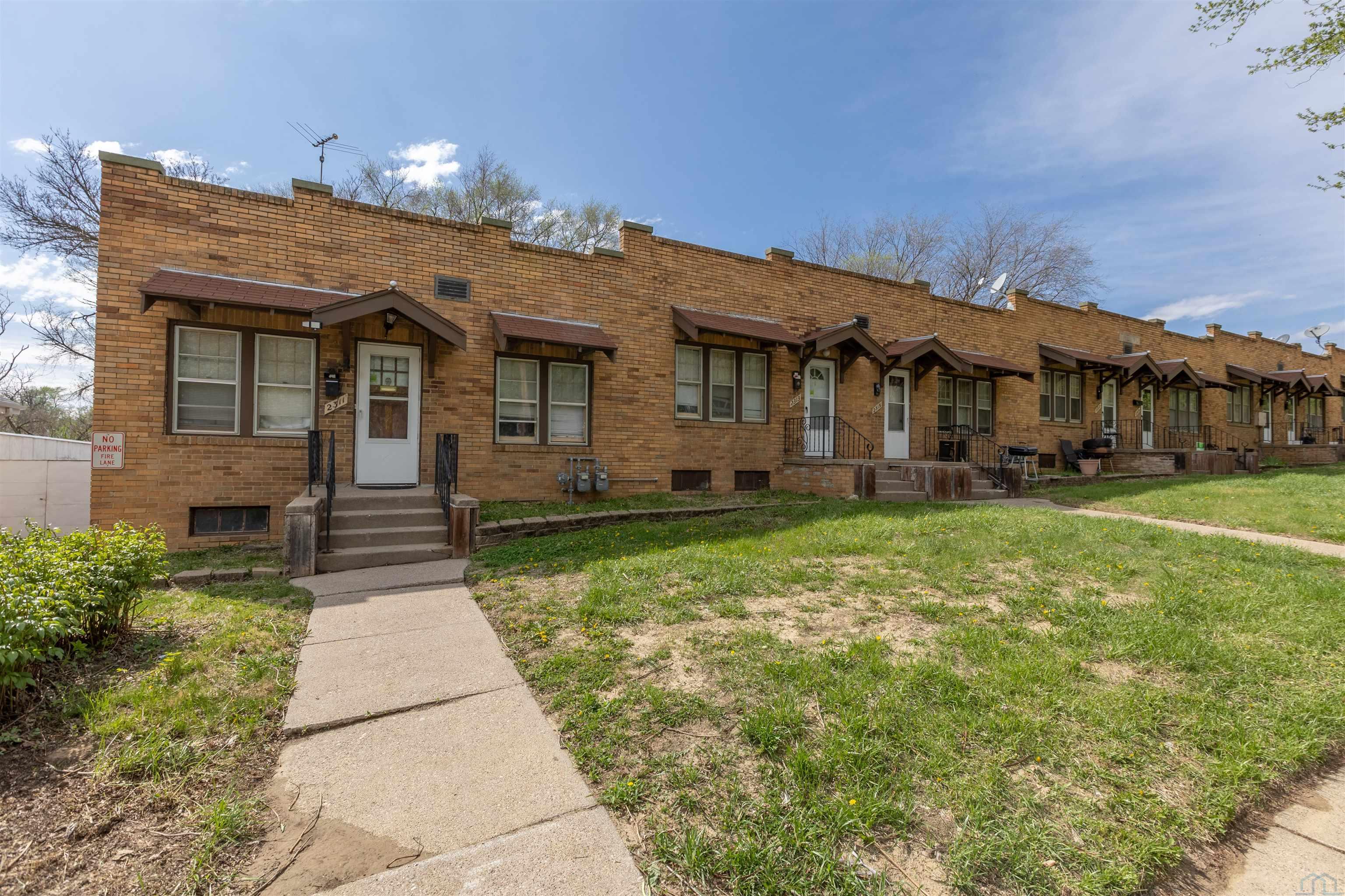 2311-2403 Virginia St, Sioux City, IA 51104 