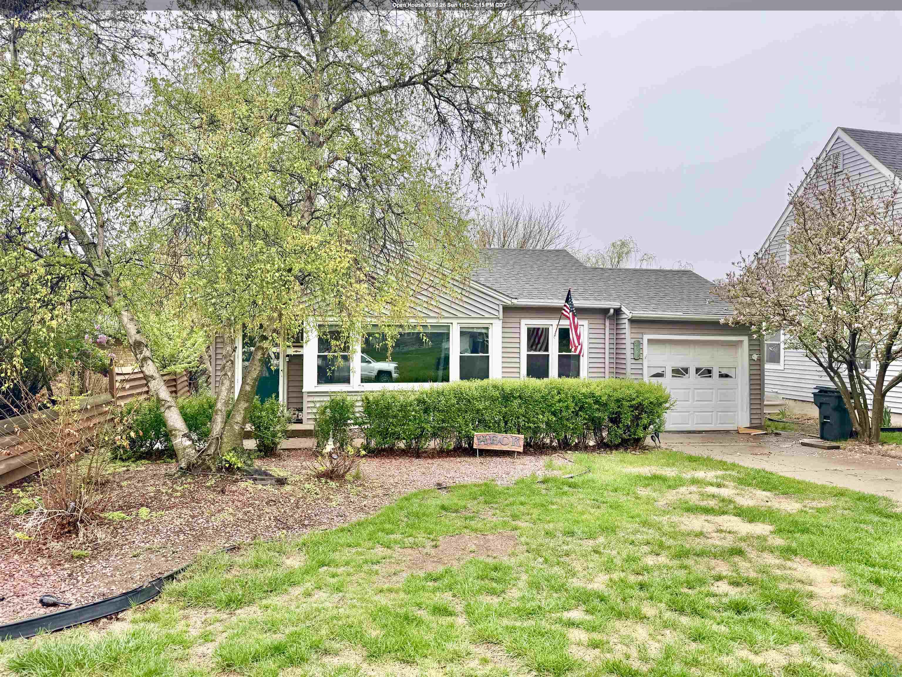 3729 JONES ST, Sioux City, IA 51104 