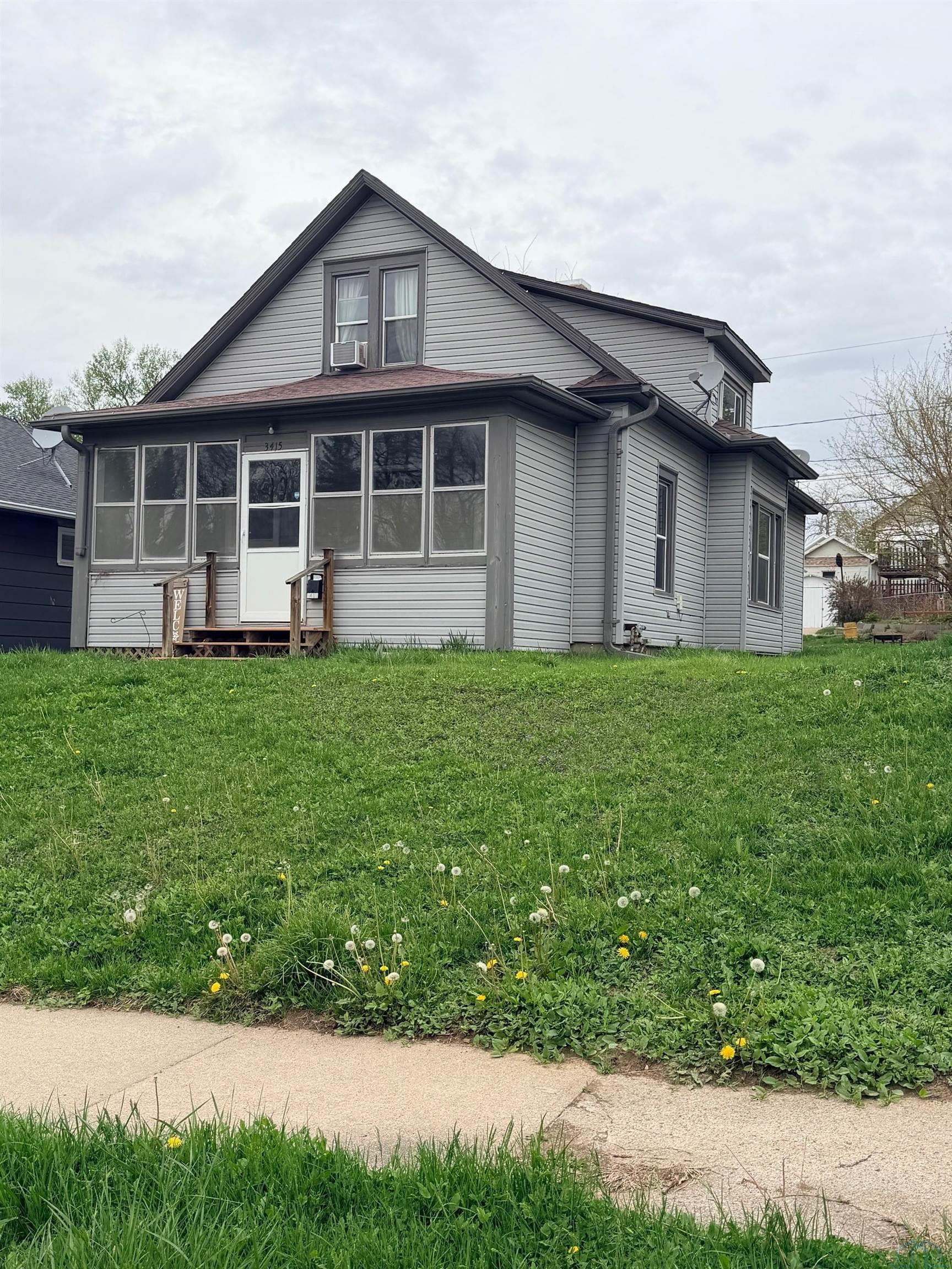 3415 4th Ave, Sioux City, IA 51106 