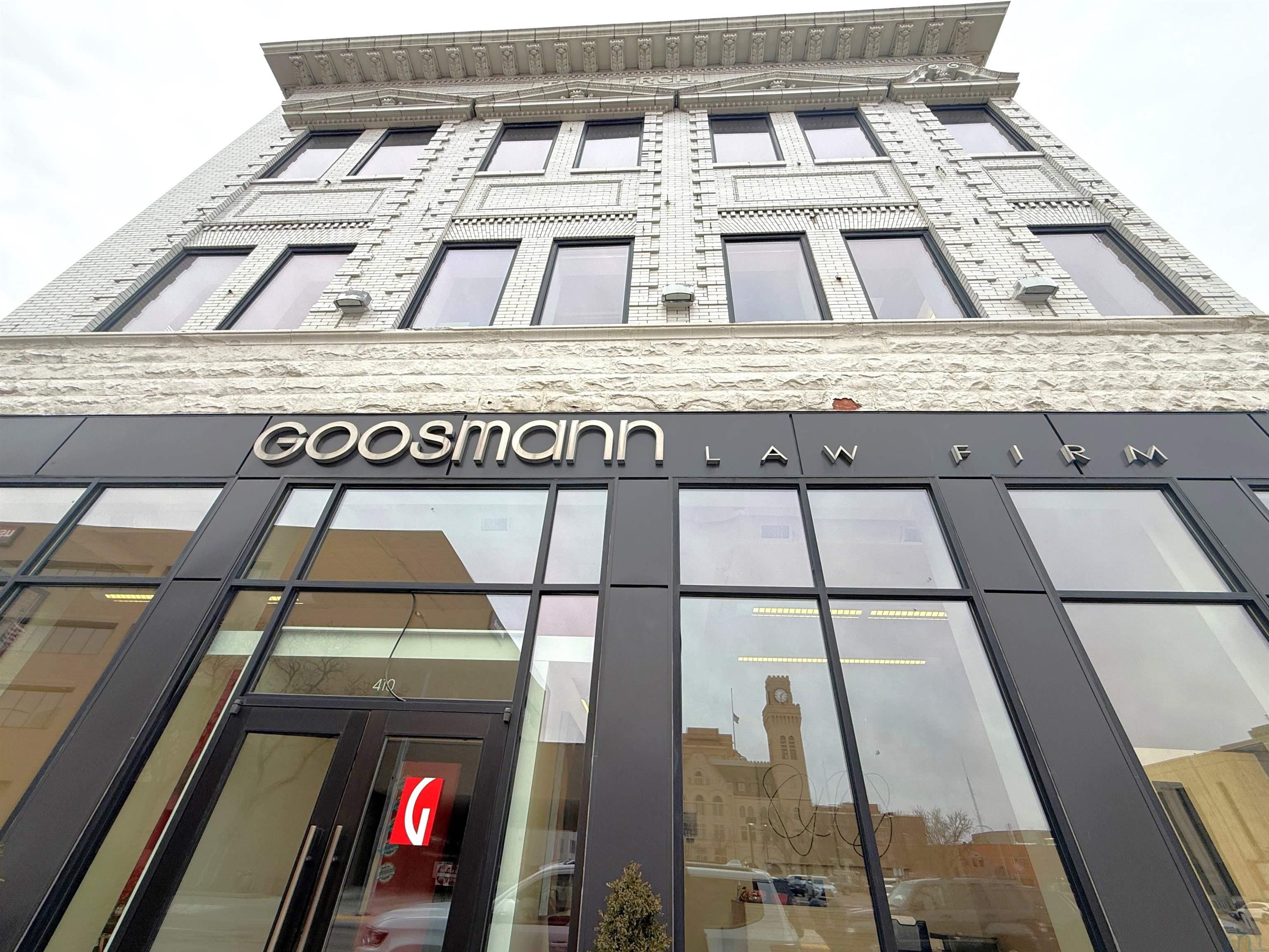 410-12 5th Street, Sioux City, IA 51101 