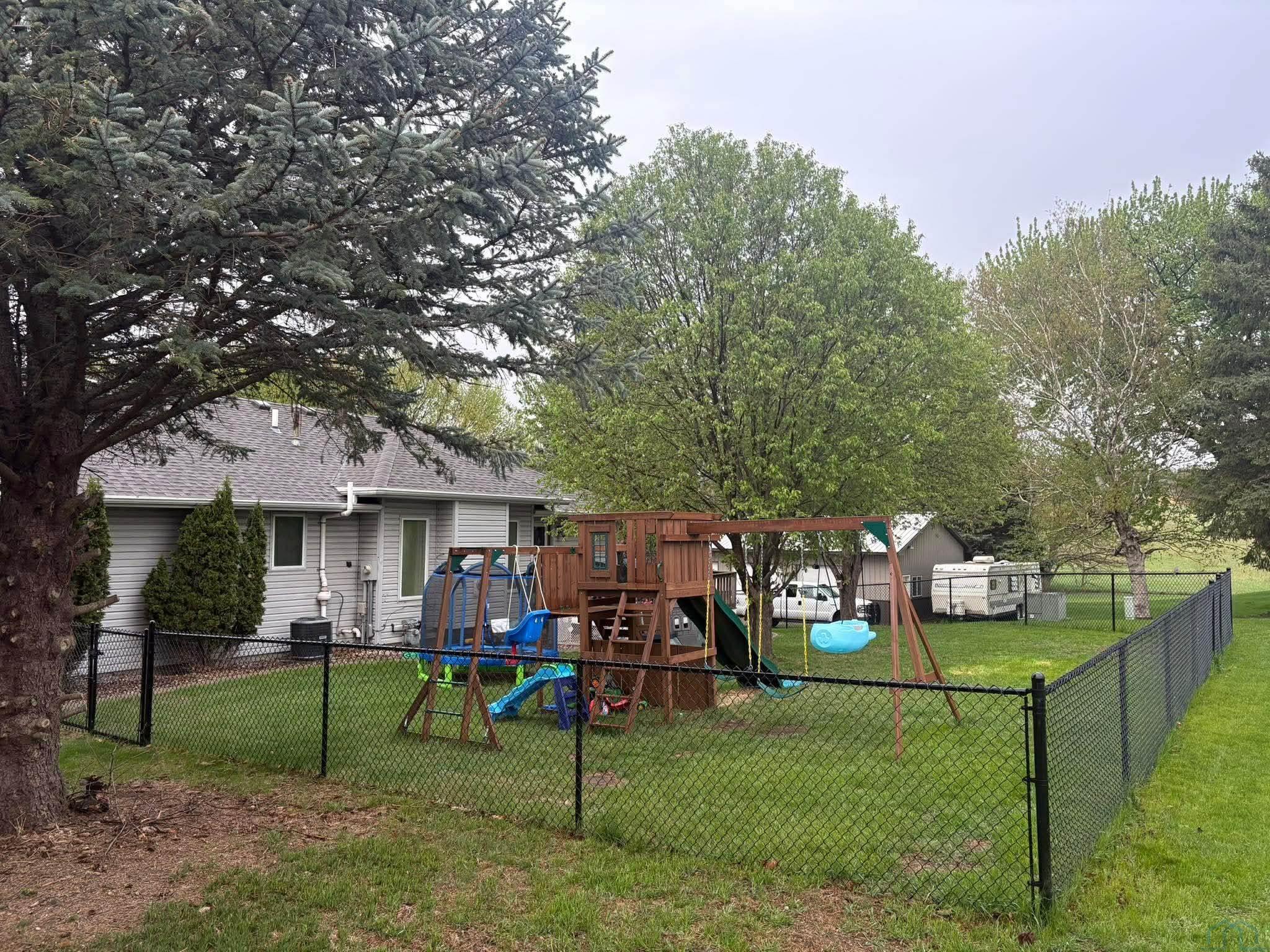 MLS #832766