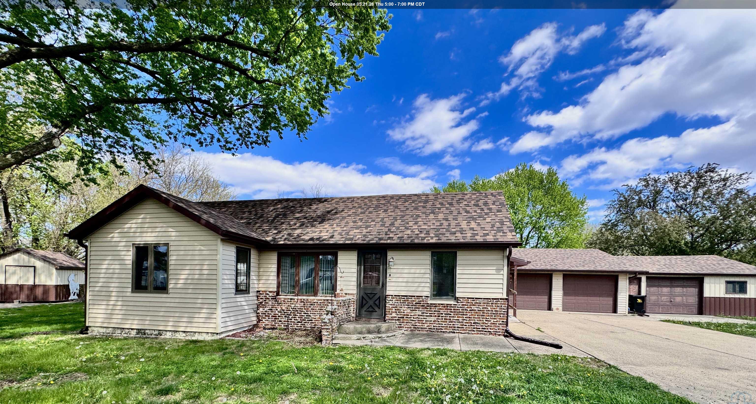 1313 4th Street, Onawa, IA 51040 