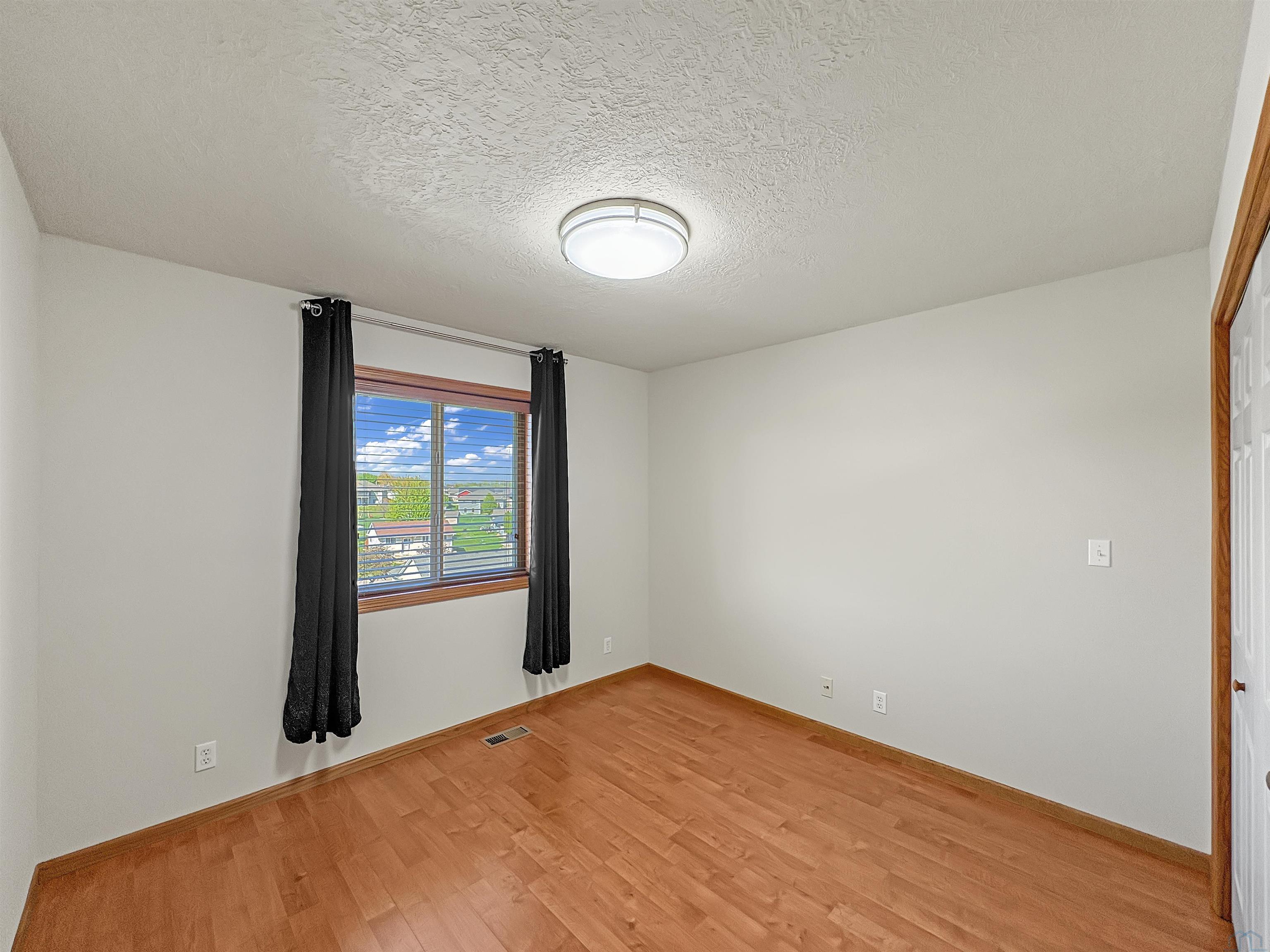 MLS #832774
