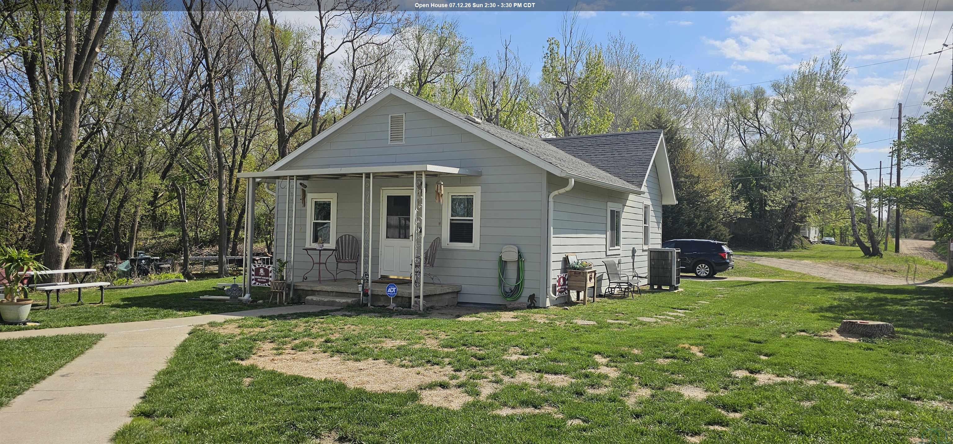 1101 CECELIA ST, Sioux City, IA 51105 