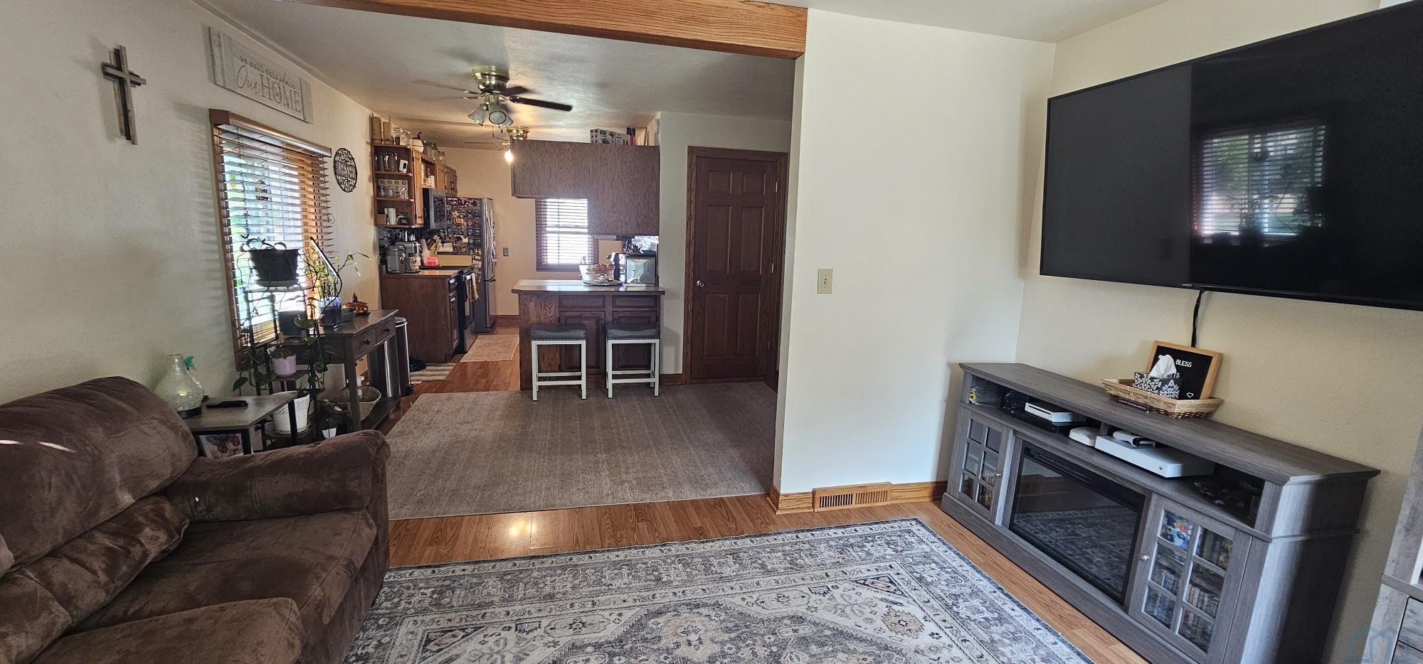MLS #832777