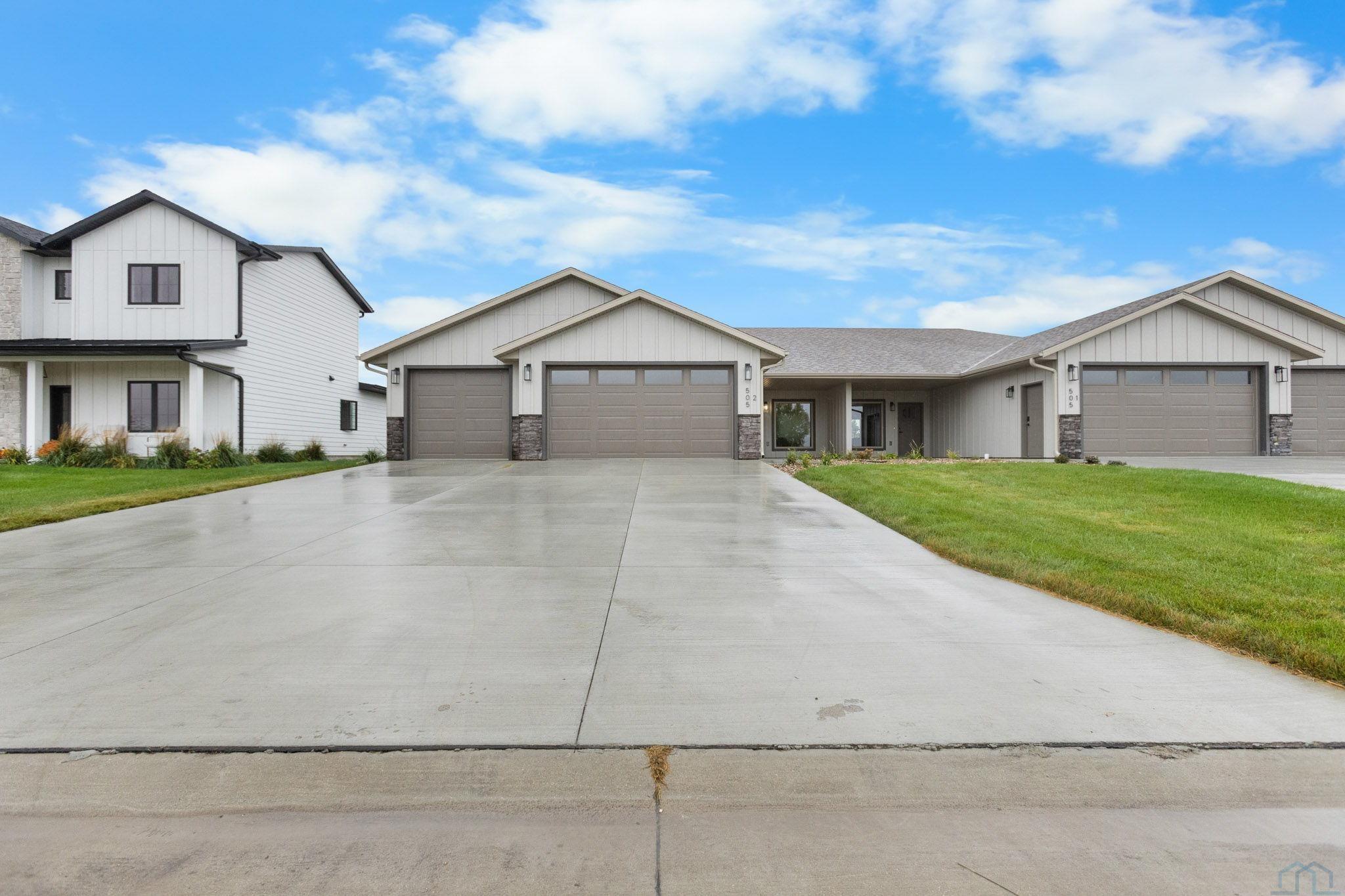 505 Mill Pond Rd #2, Rock Rapids, IA 51246 