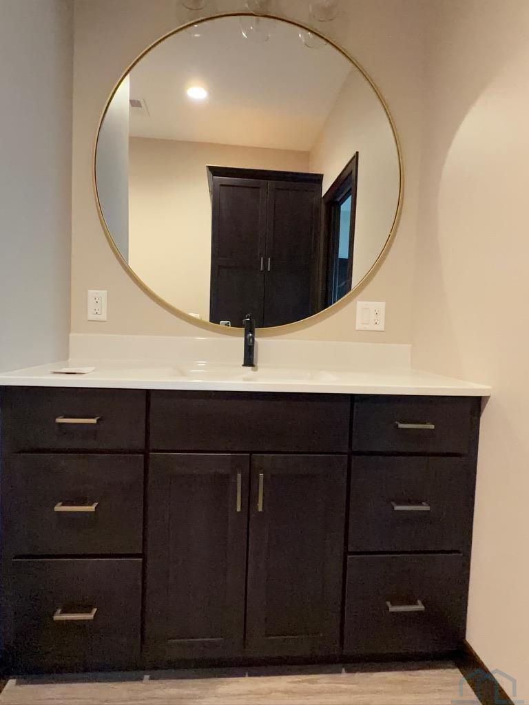 MLS #832781