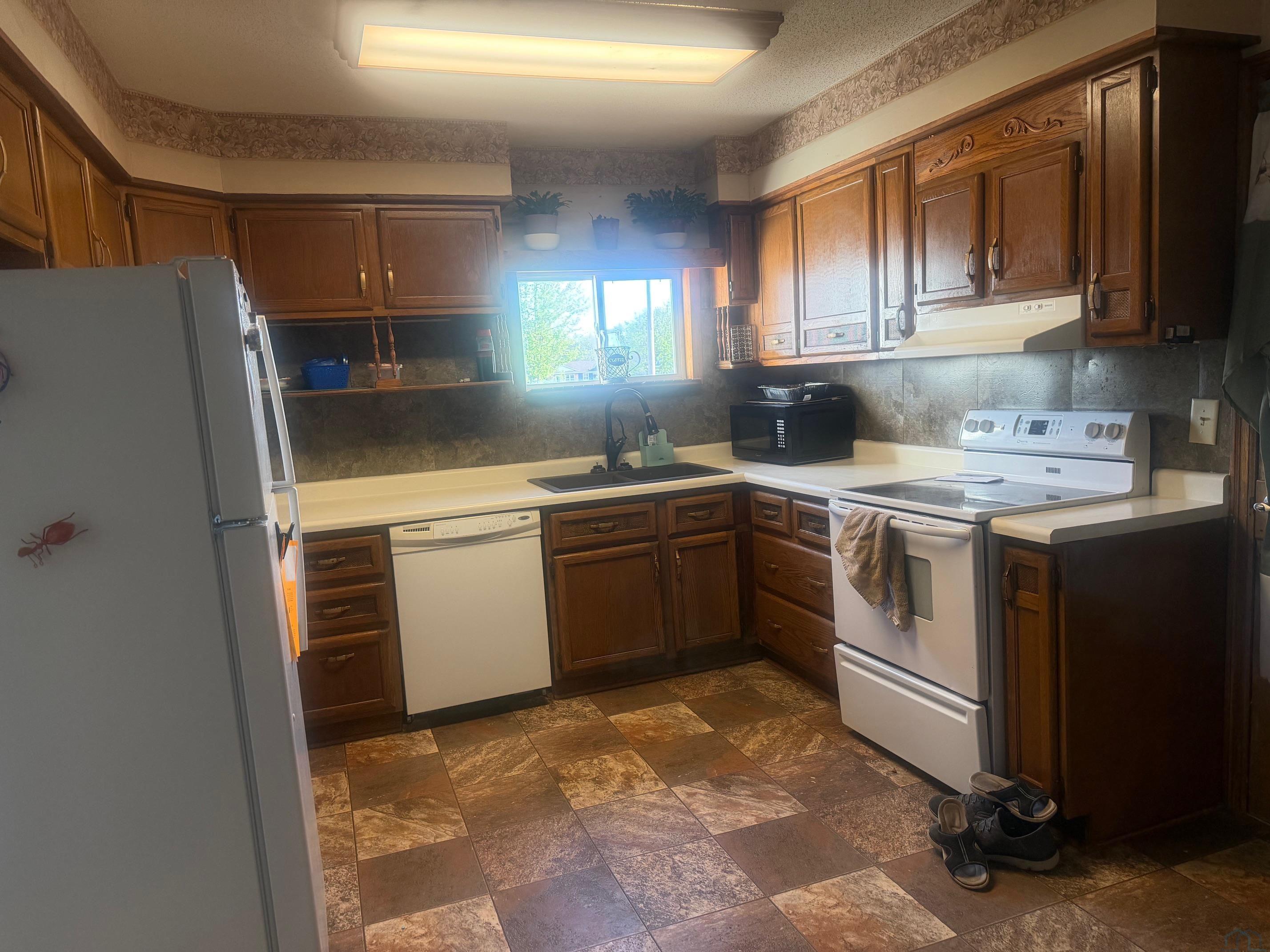MLS #832787