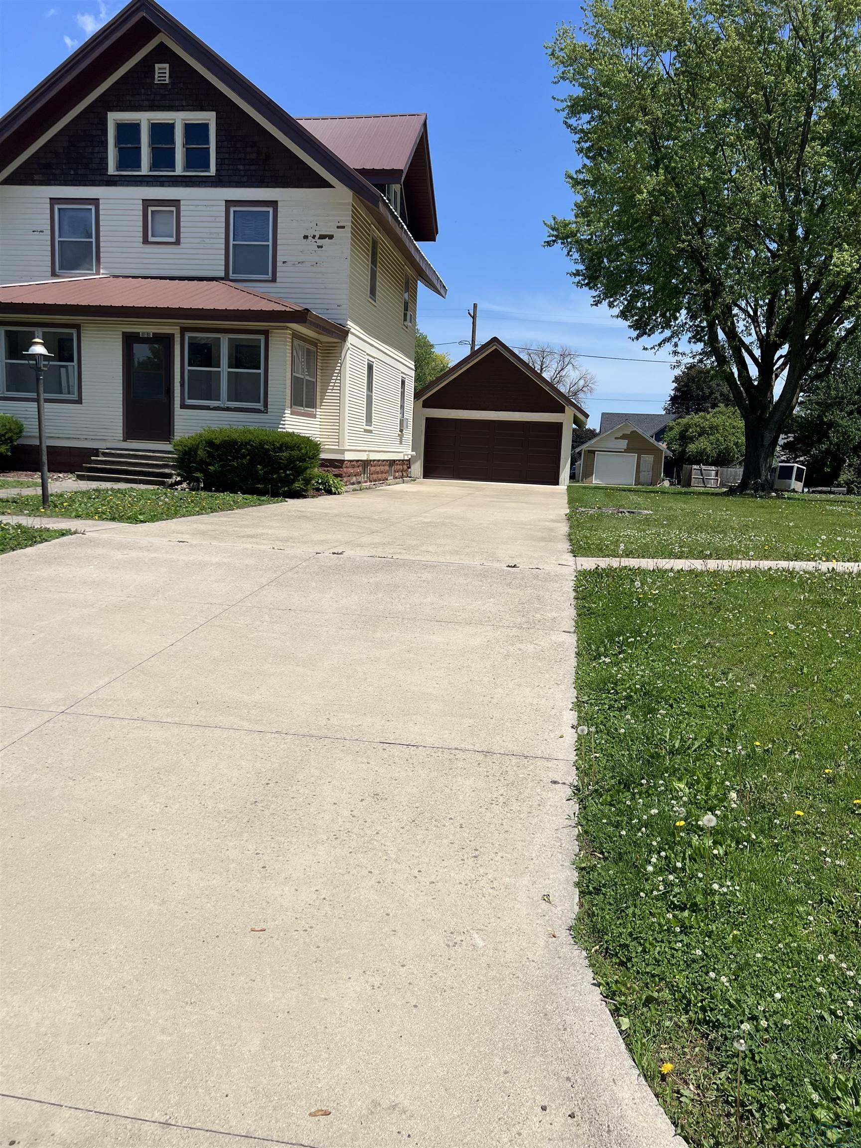 MLS #832790