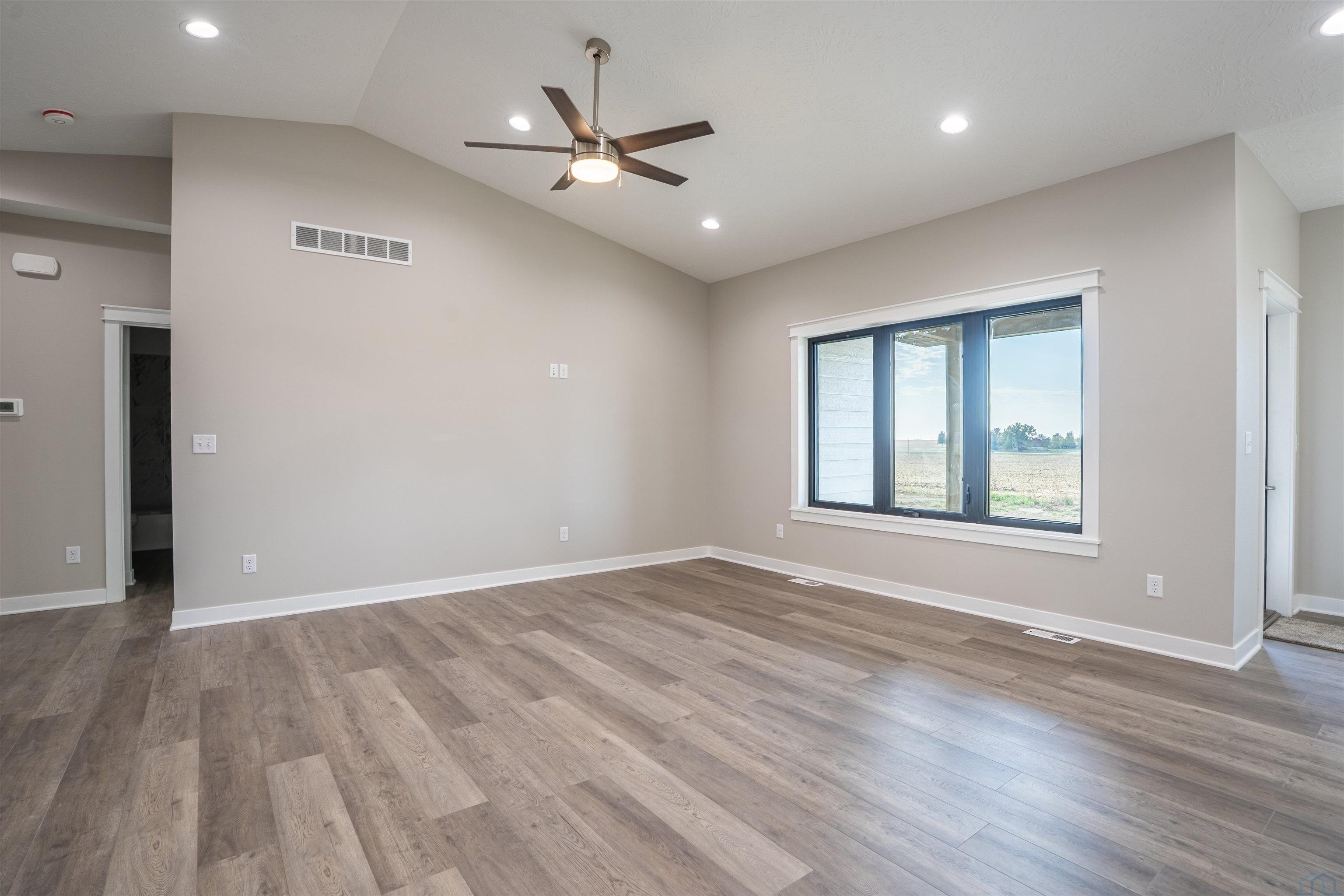 MLS #832793