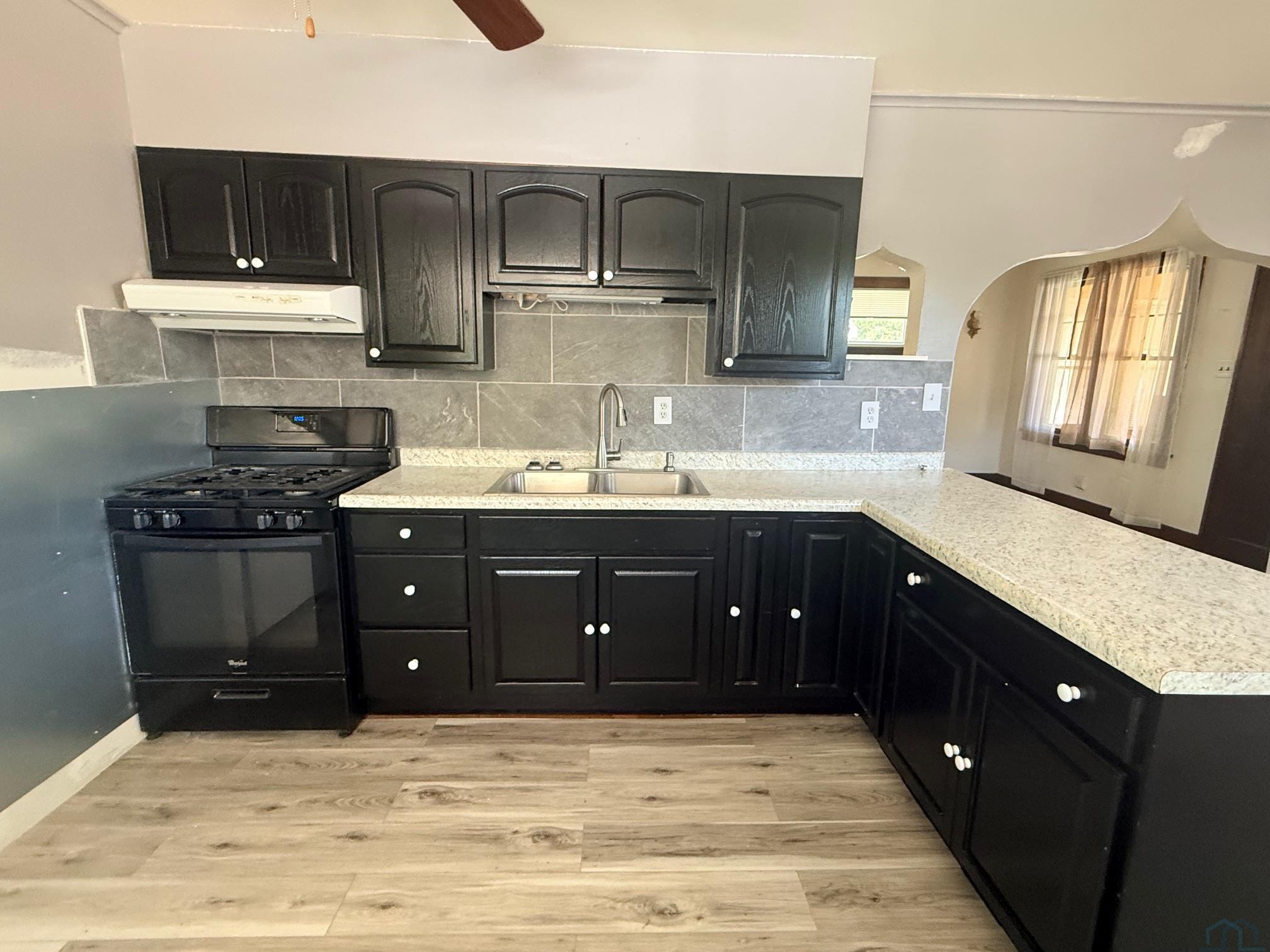 MLS #832805