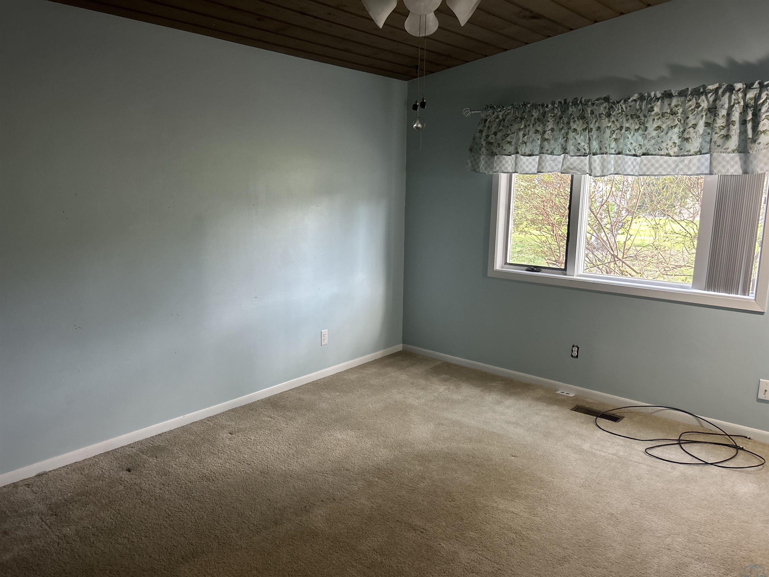 MLS #832816