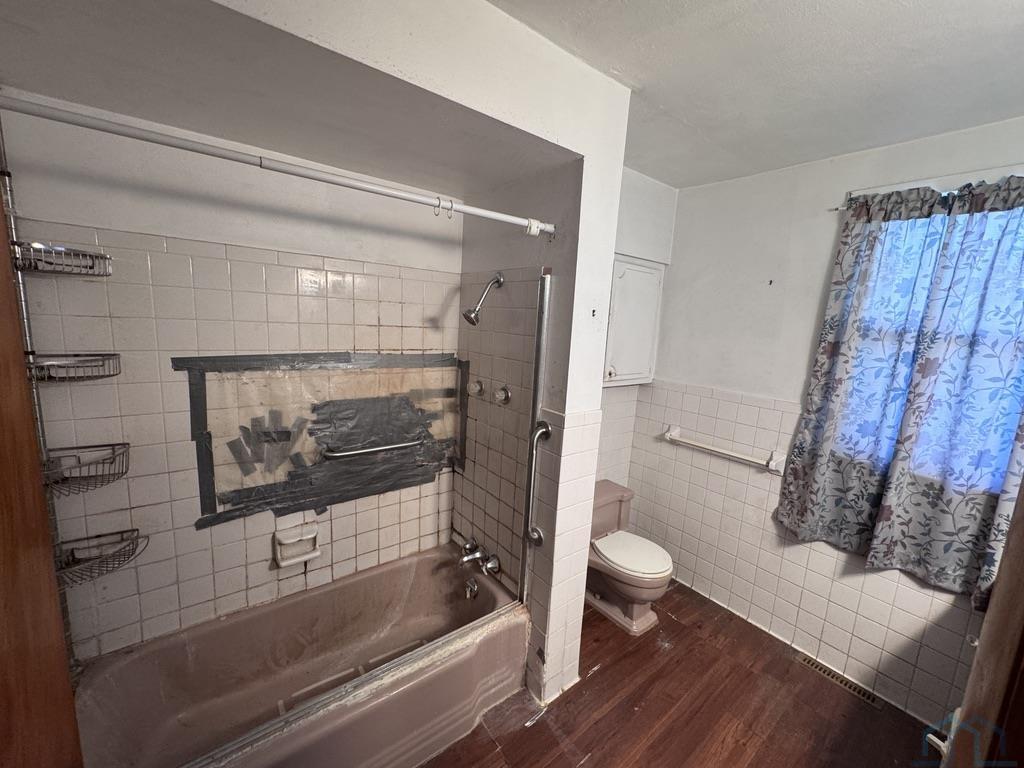 MLS #832822