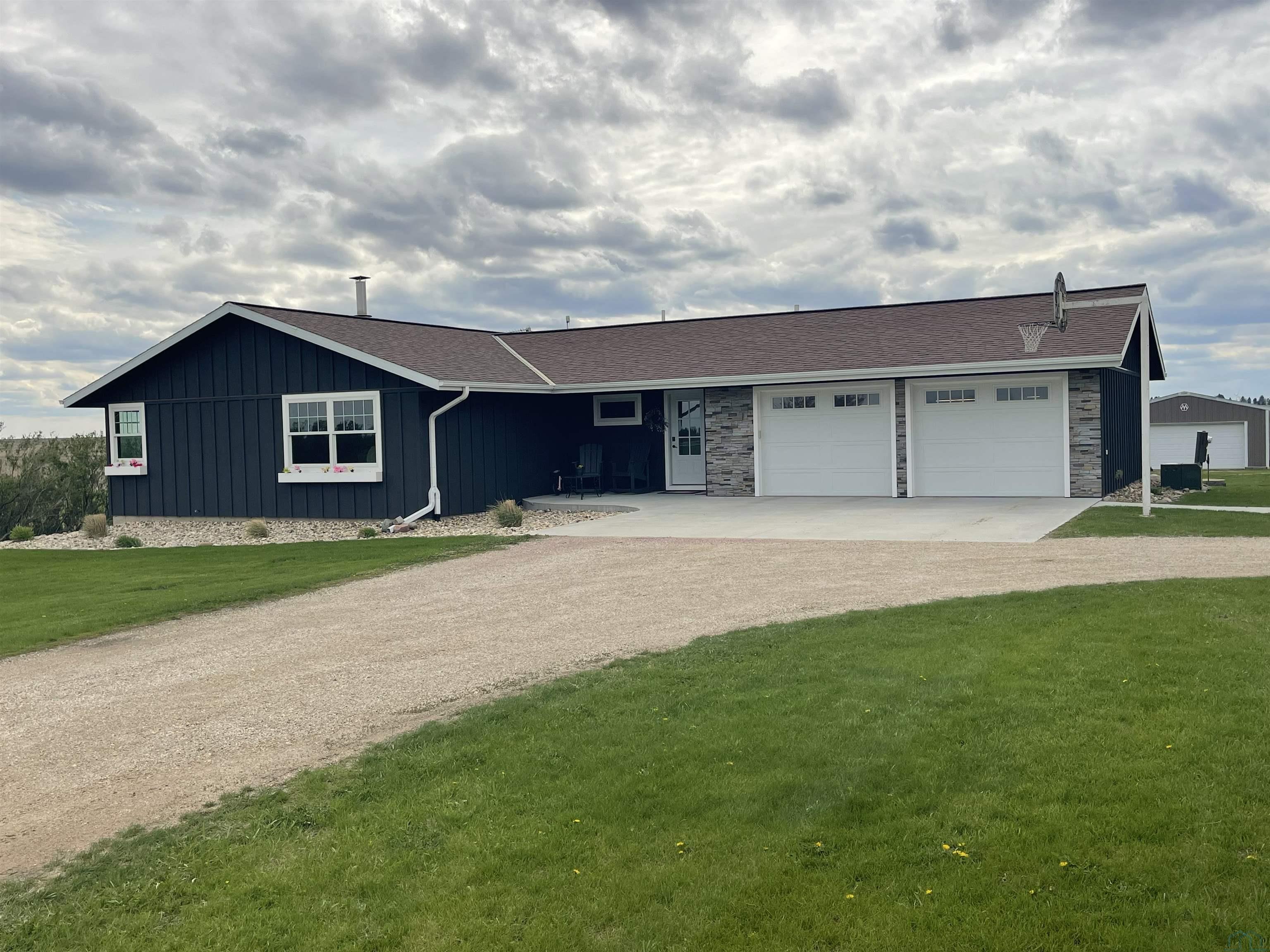 3009 Roosevelt, Sanborn, IA 51248 