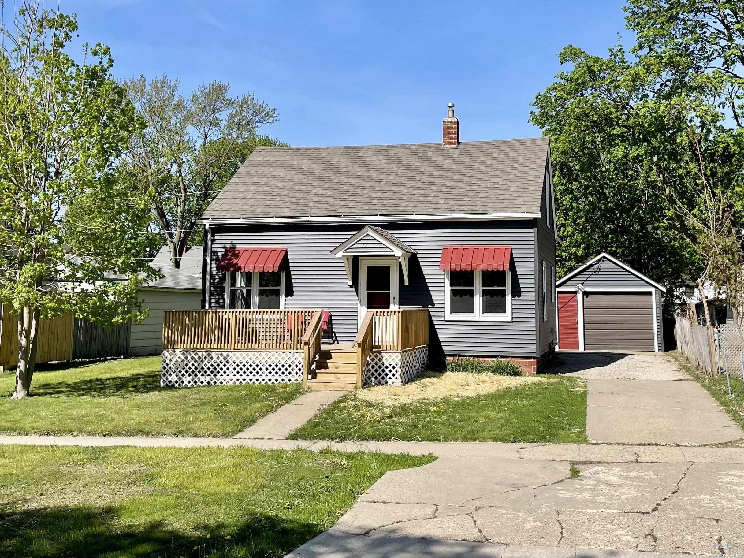 124 Superior, Storm Lake, IA 50588 