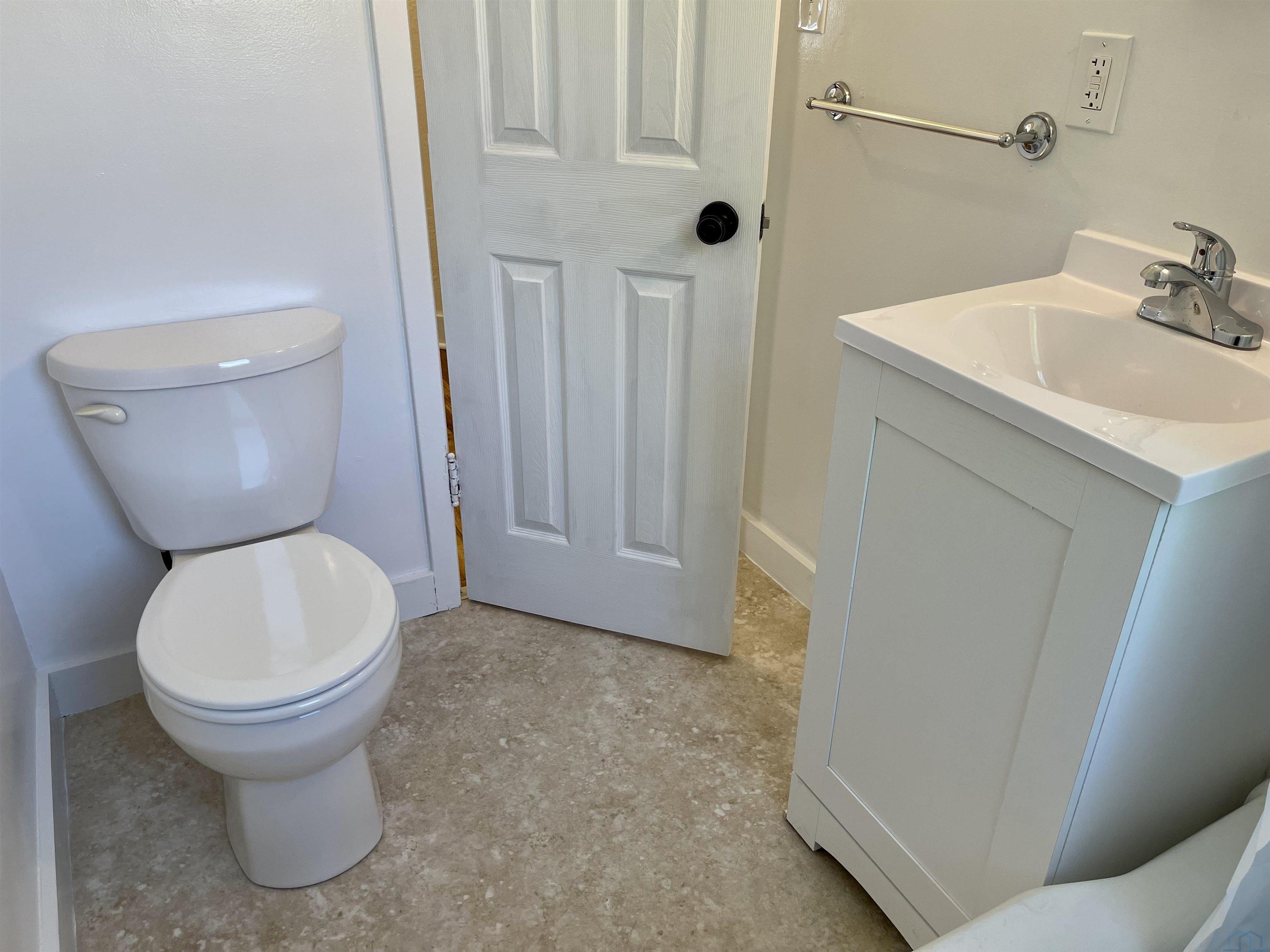 MLS #832838