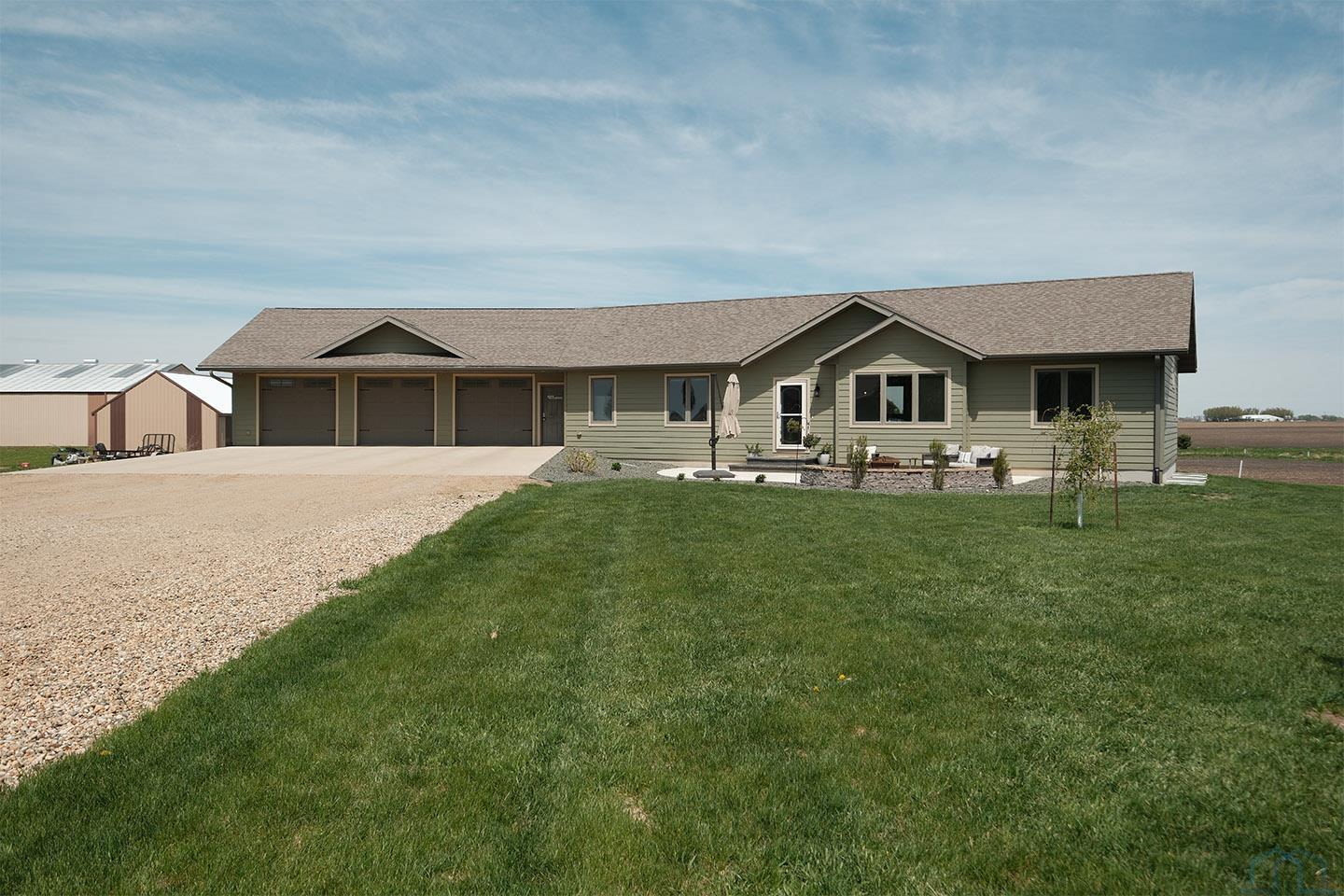 937 Maple Street, Granville, IA 51022 