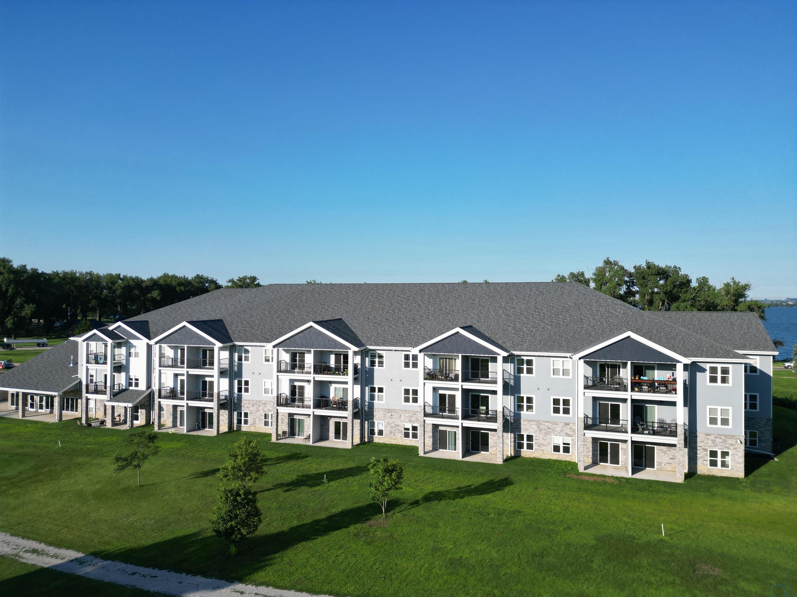 201 Sunrise Park Road #203, Storm Lake, IA 50588 