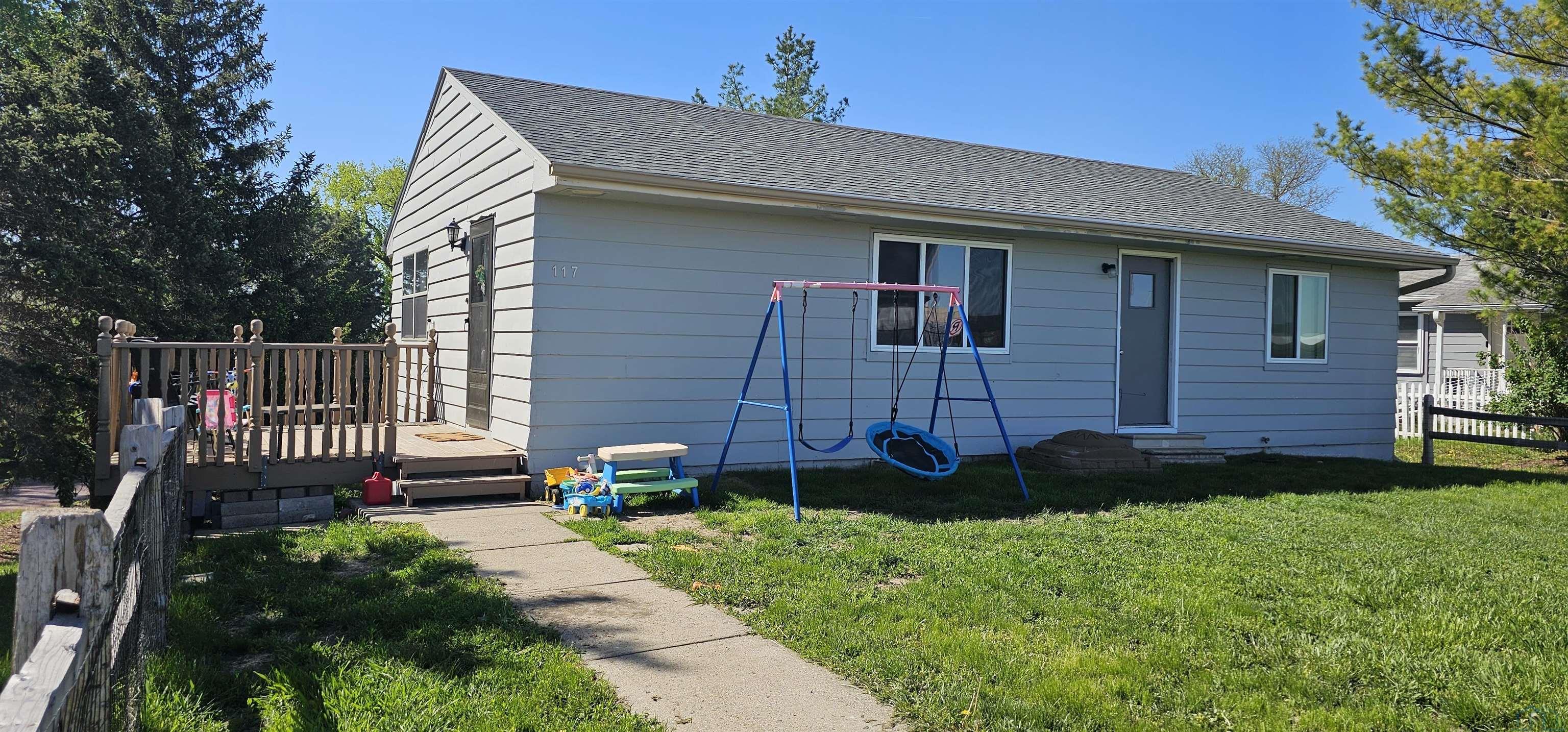 117 NORTHSHORE DR, No. Sioux City, SD 57049 