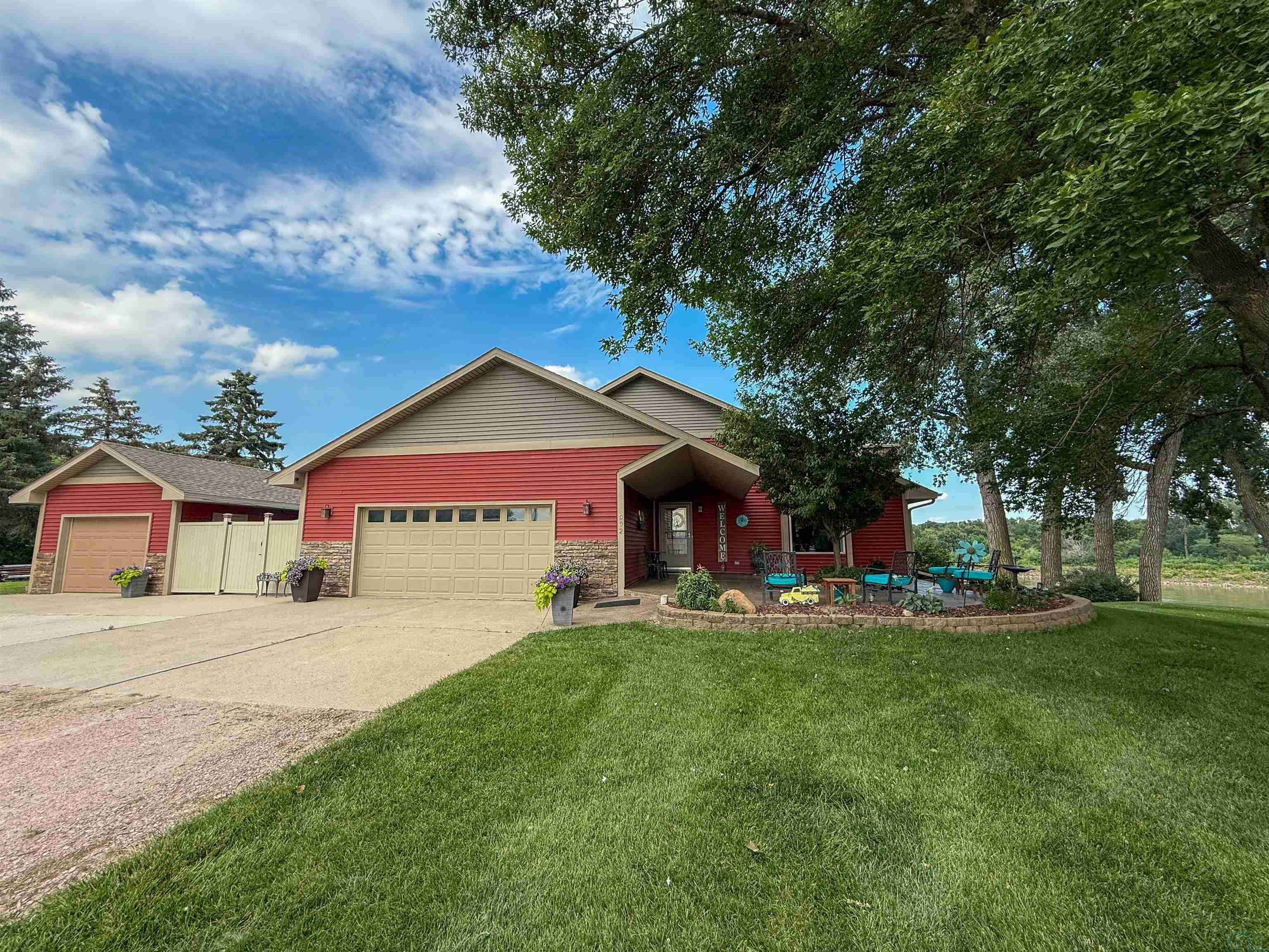 502 Pine