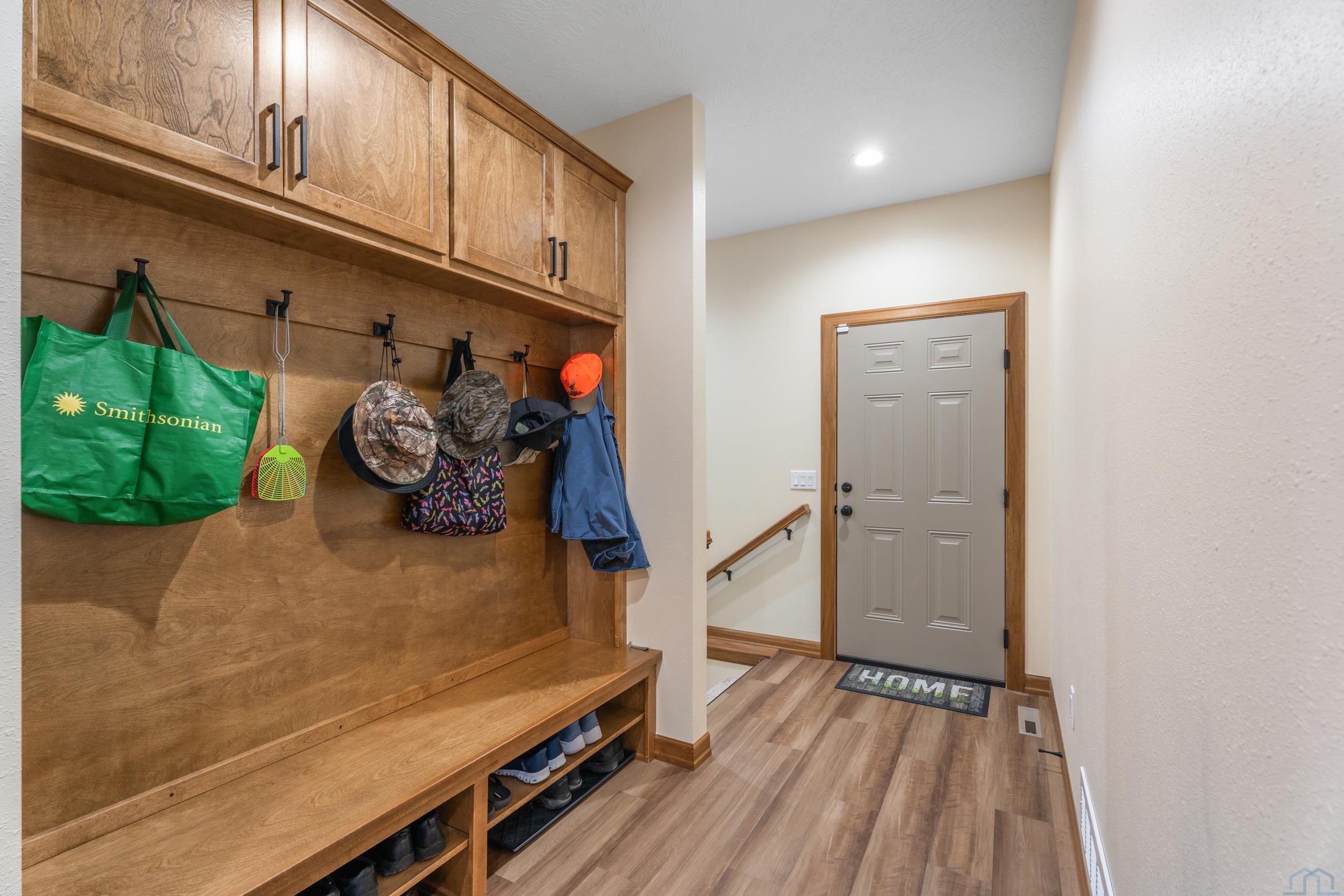 MLS #832856