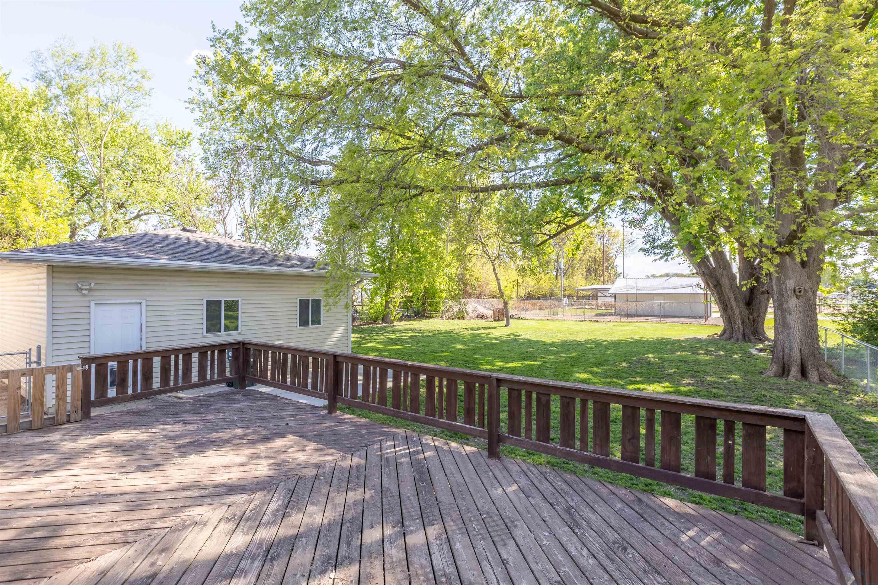MLS #832857