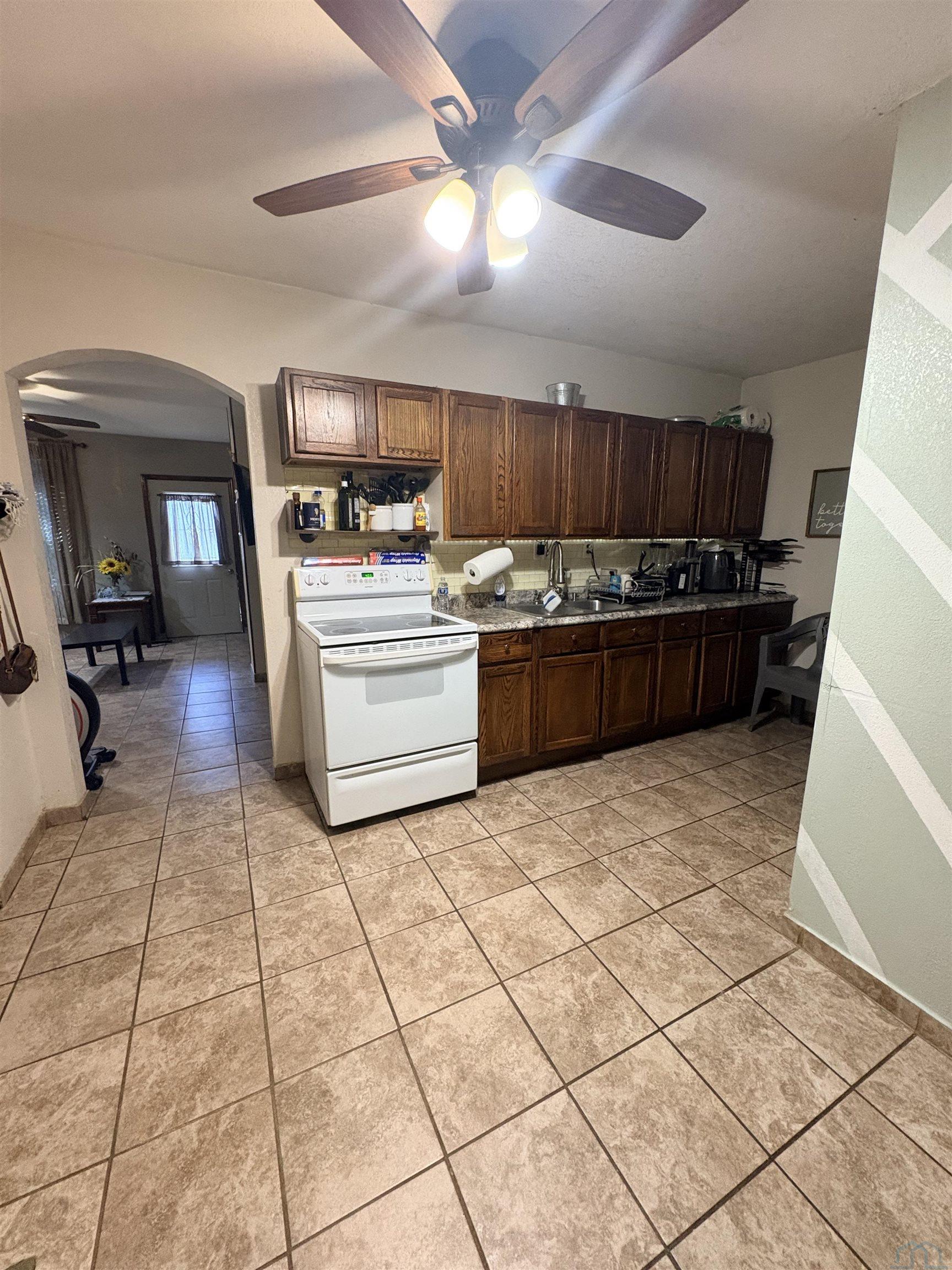 MLS #832870