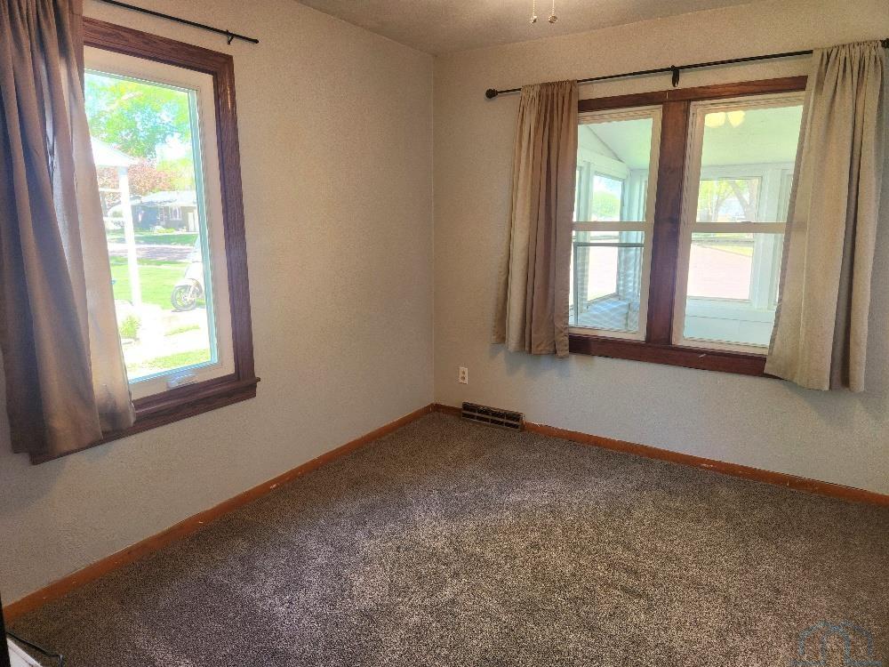 MLS #832875