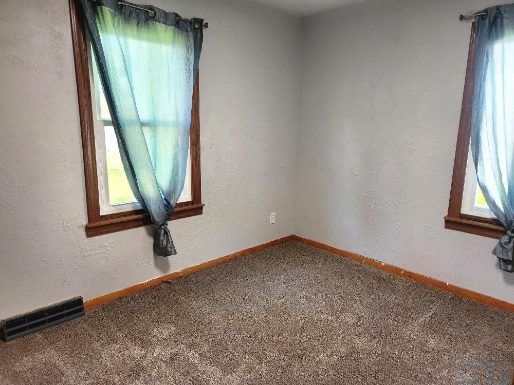 MLS #832875