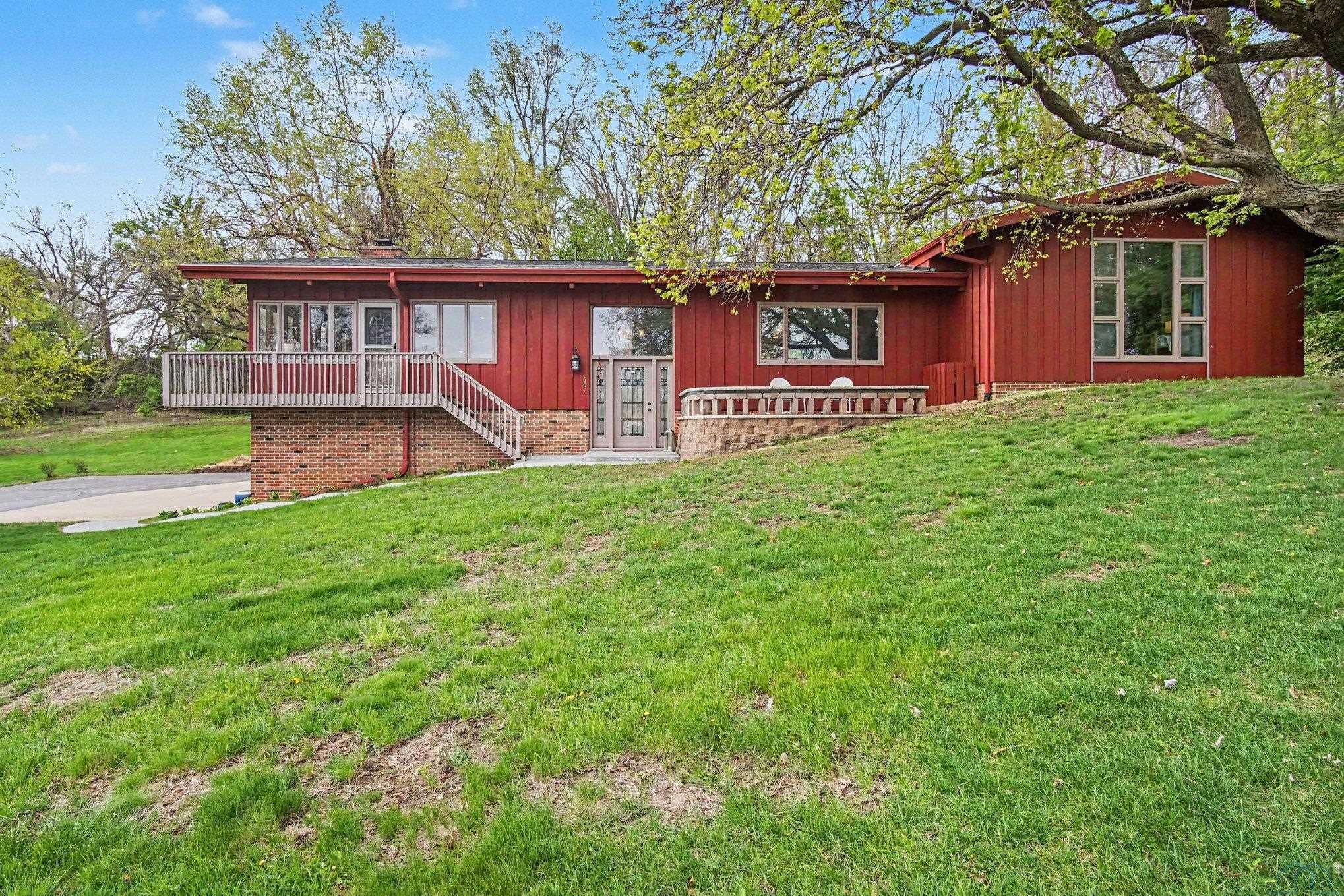 607 BLUFF ST W, Cherokee, IA 51012 