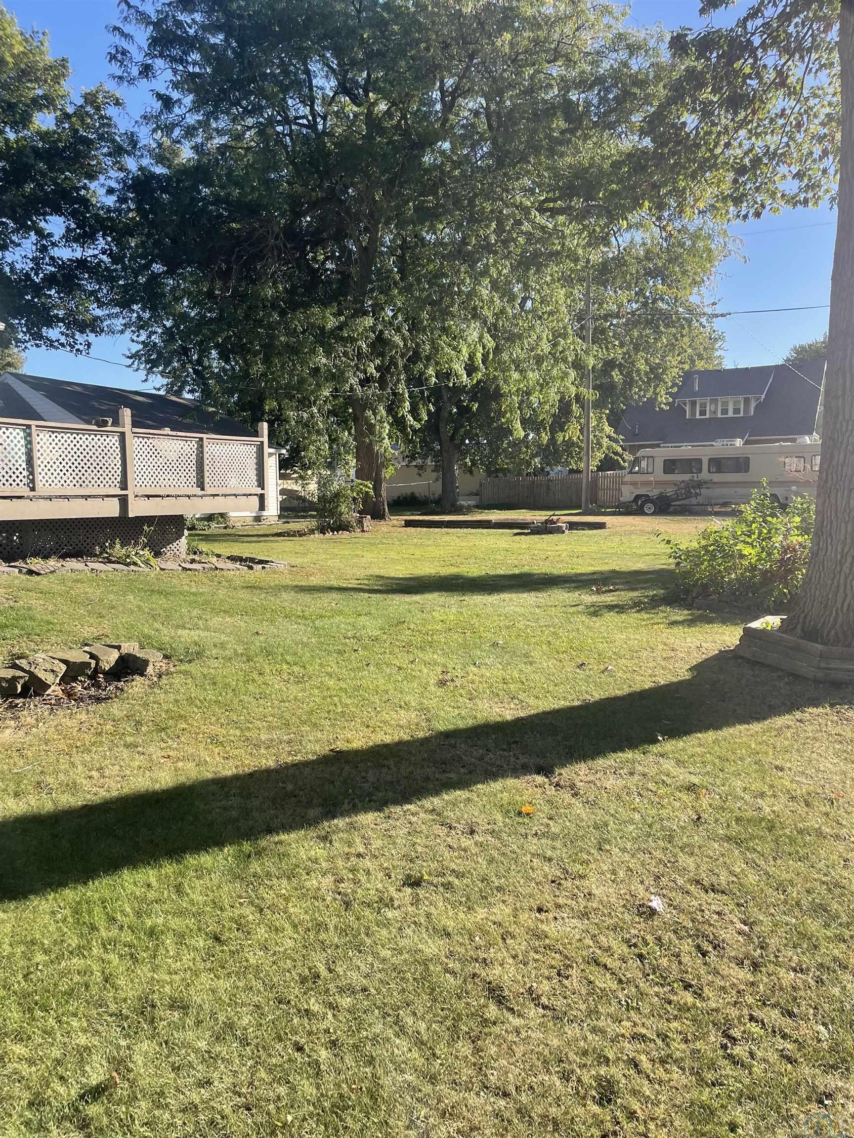 MLS #832883
