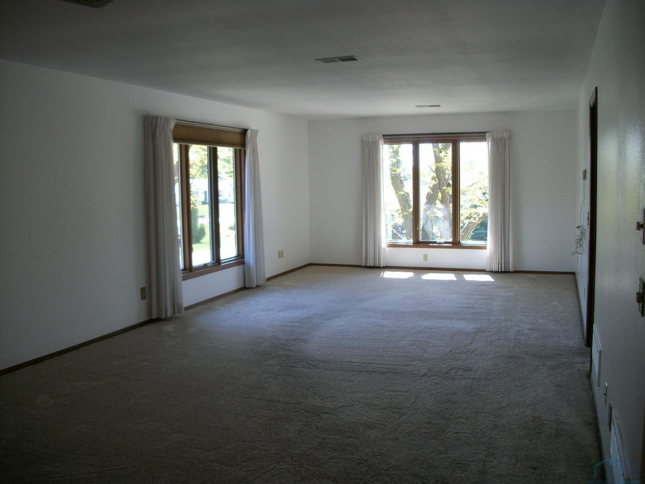MLS #832891