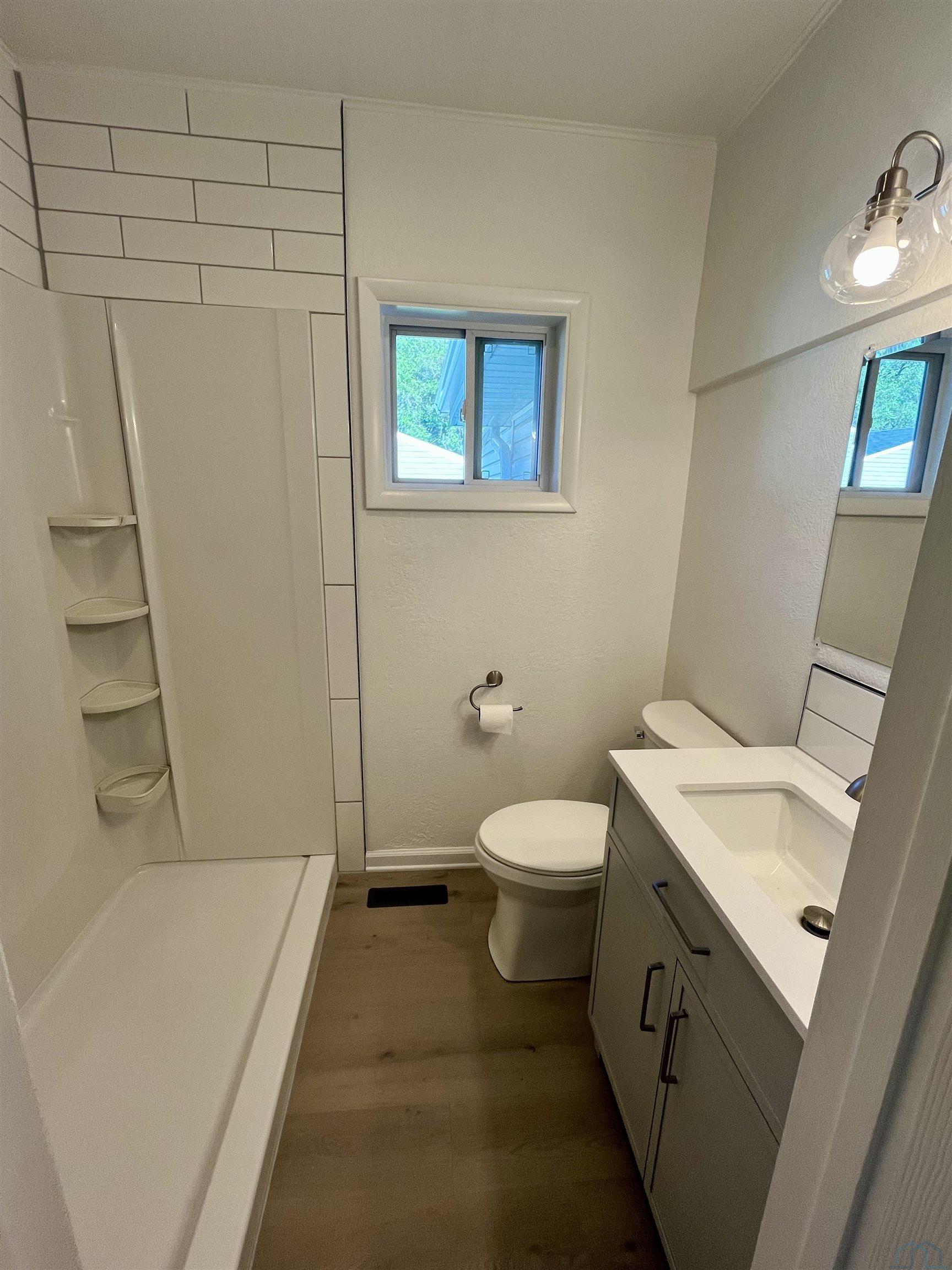 MLS #832892