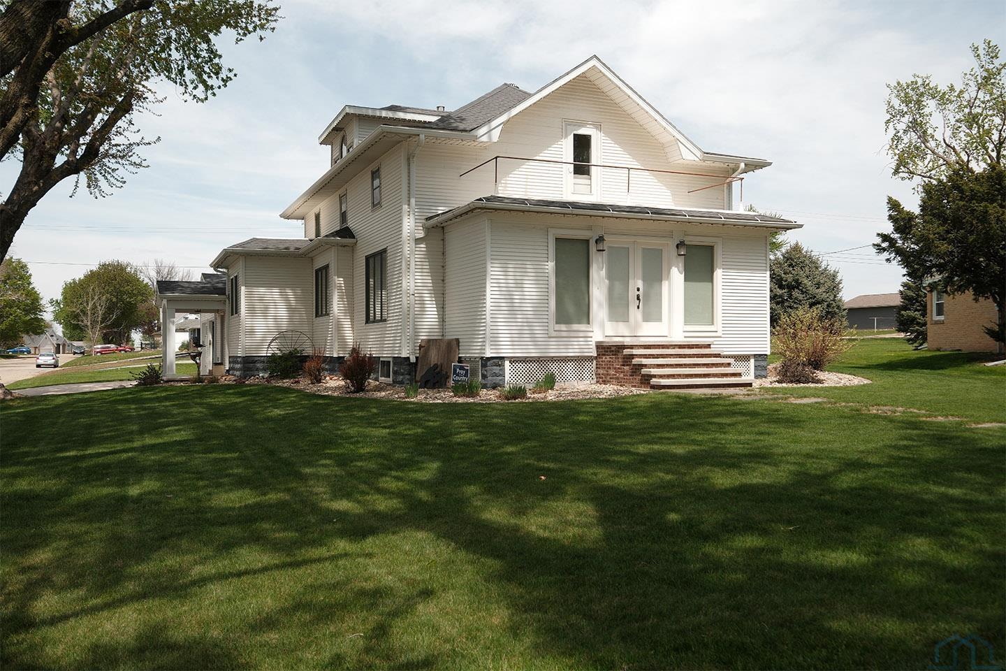 501 Pine Street, Hospers, IA 51238 