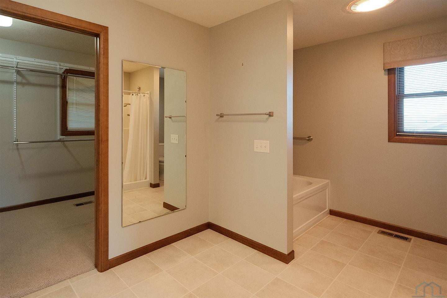 MLS #832897