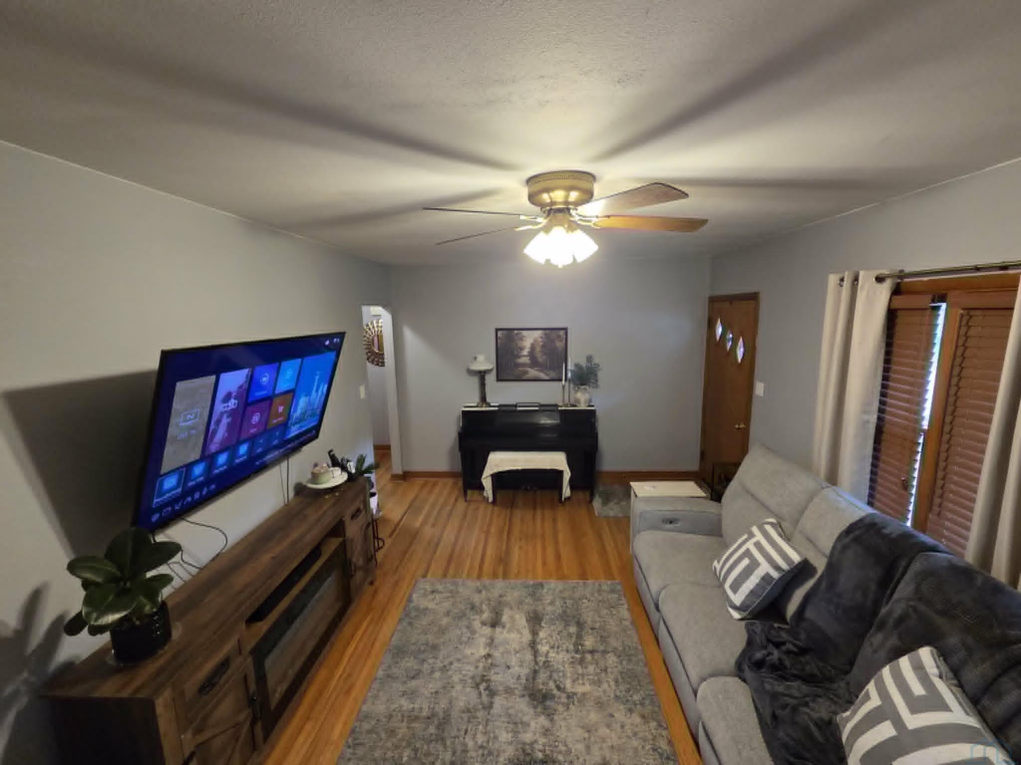 MLS #832902