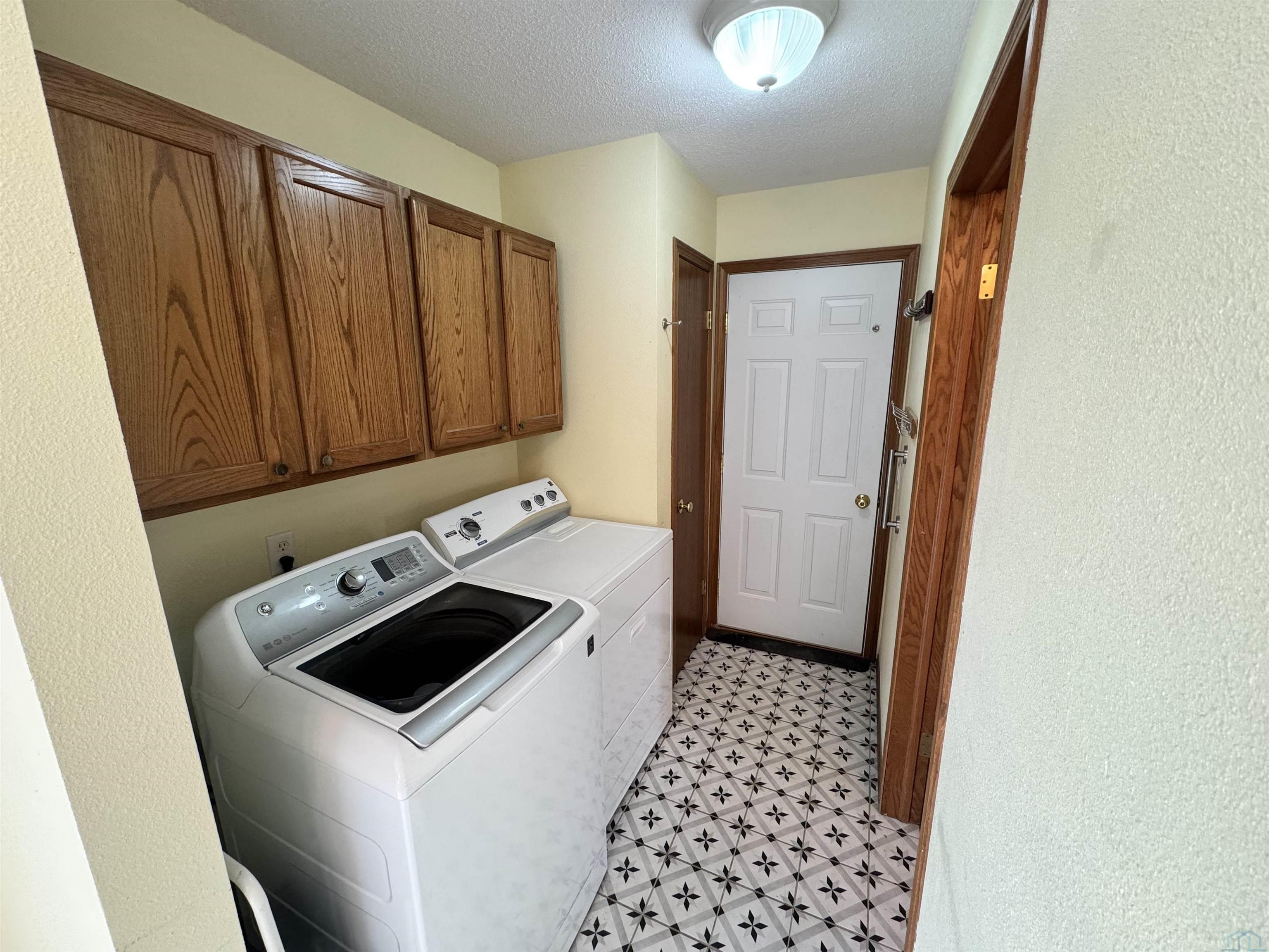 MLS #832906